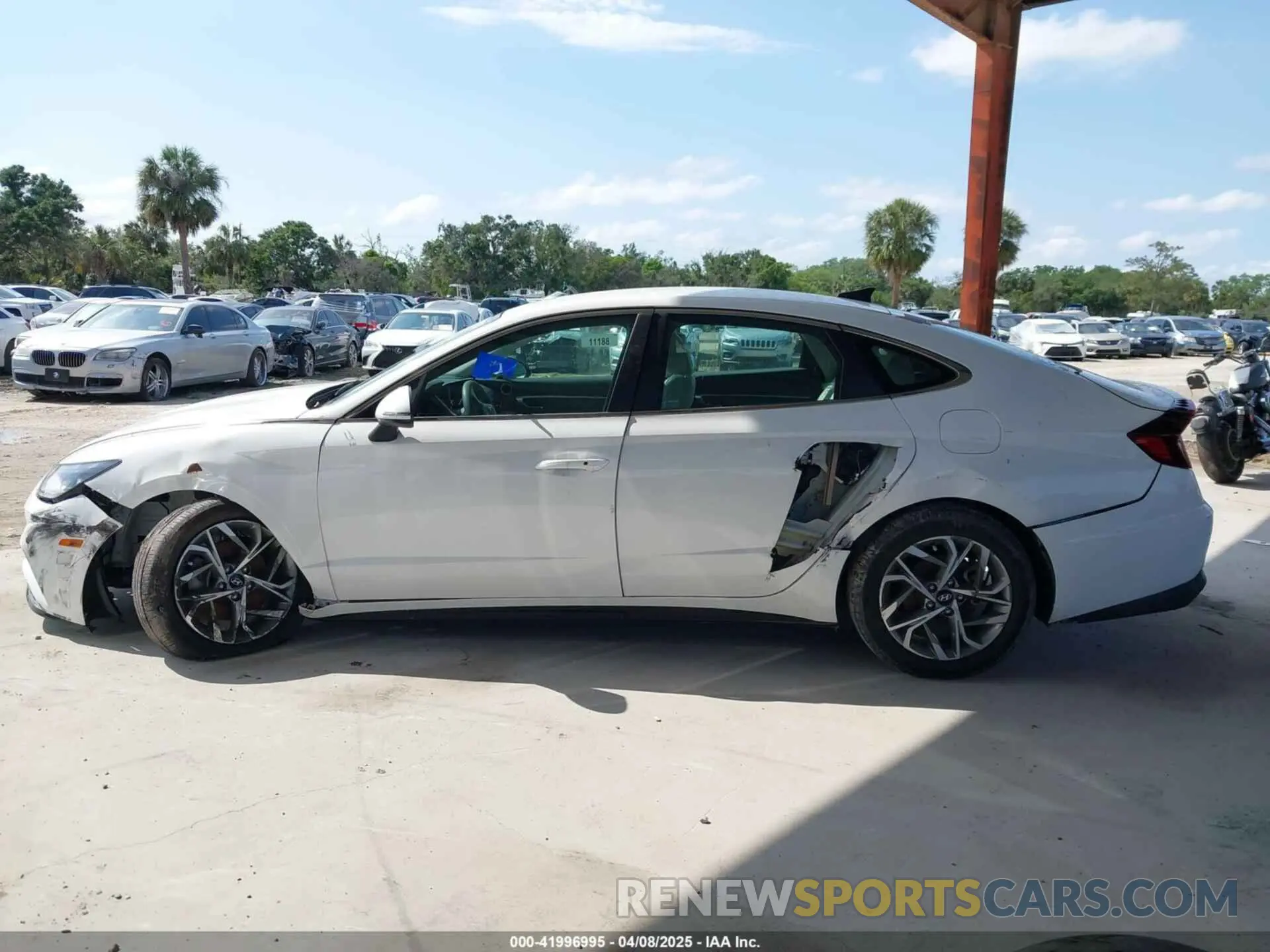 15 Photograph of a damaged car KMHL64JA0PA280223 HYUNDAI SONATA 2023