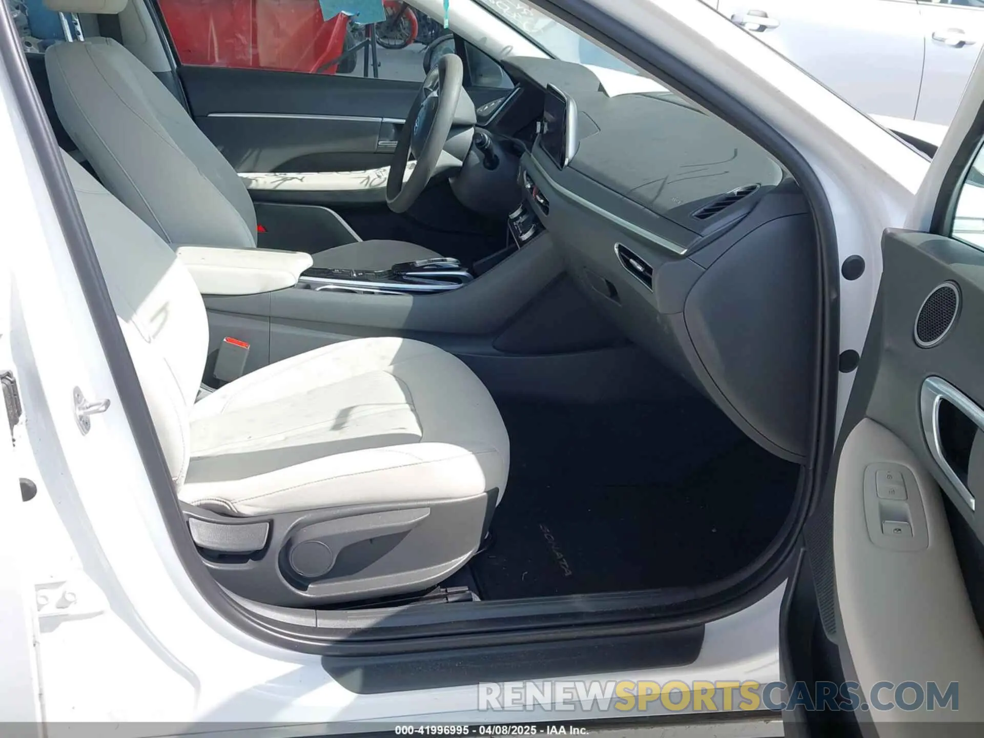 5 Photograph of a damaged car KMHL64JA0PA280223 HYUNDAI SONATA 2023