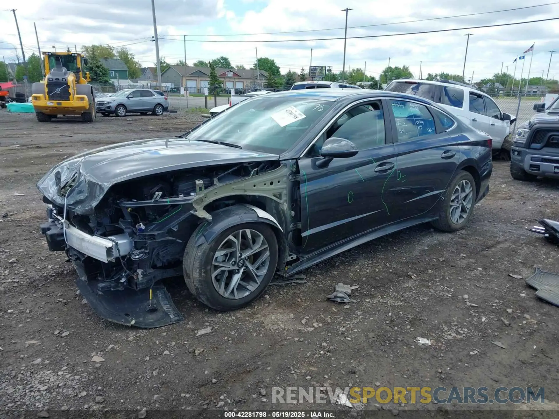 2 Photograph of a damaged car KMHL64JA1PA259977 HYUNDAI SONATA 2023