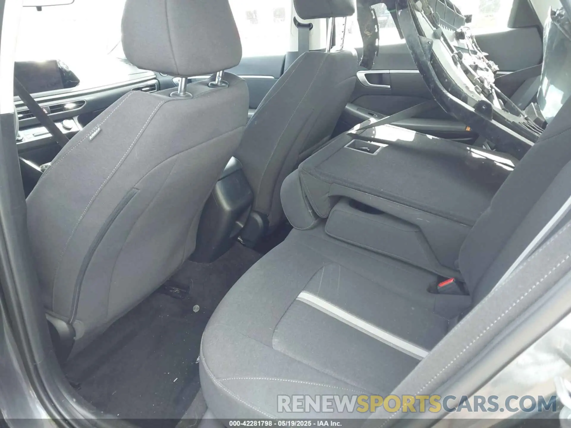 8 Photograph of a damaged car KMHL64JA1PA259977 HYUNDAI SONATA 2023