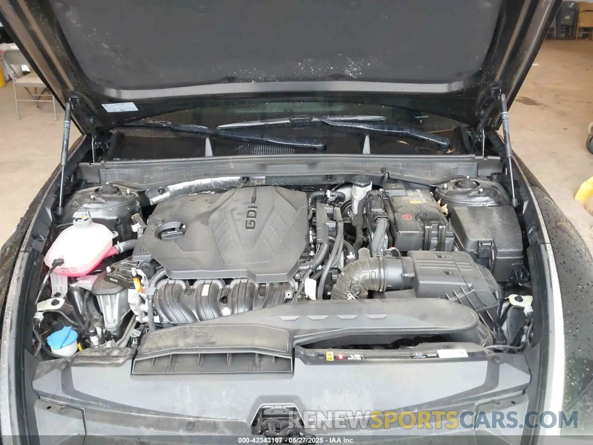 10 Photograph of a damaged car KMHL64JA1PA320700 HYUNDAI SONATA 2023