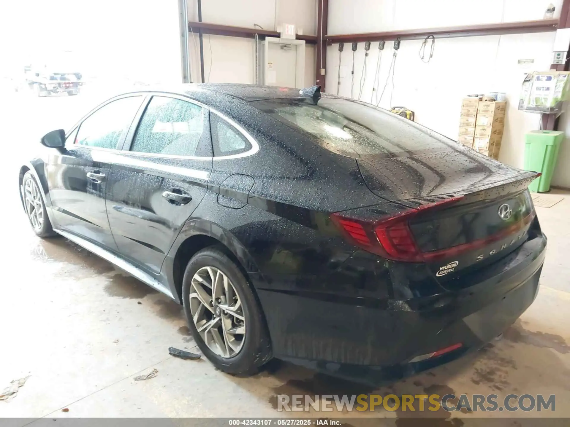 3 Photograph of a damaged car KMHL64JA1PA320700 HYUNDAI SONATA 2023