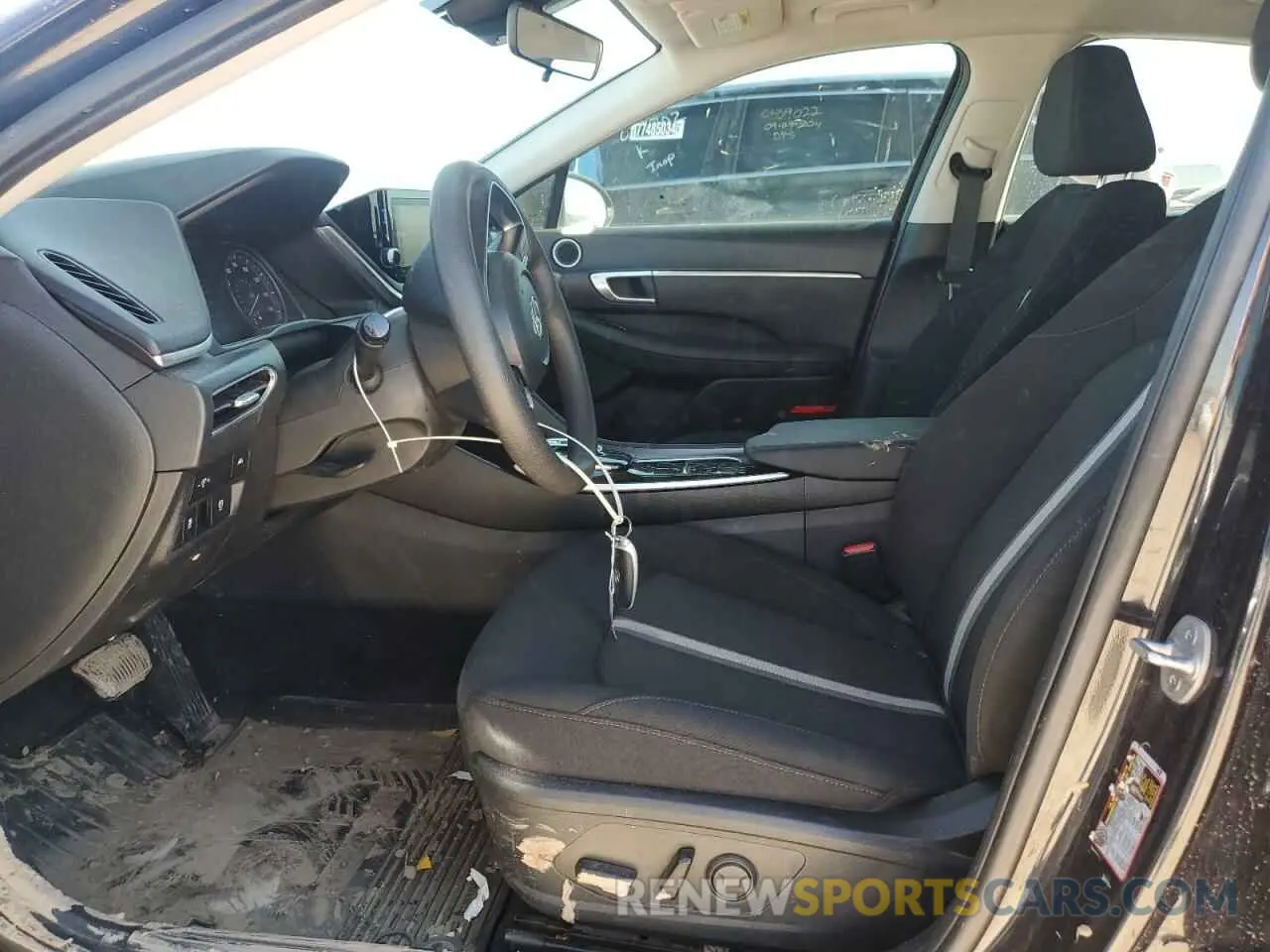 7 Photograph of a damaged car KMHL64JA1PA325167 HYUNDAI SONATA 2023