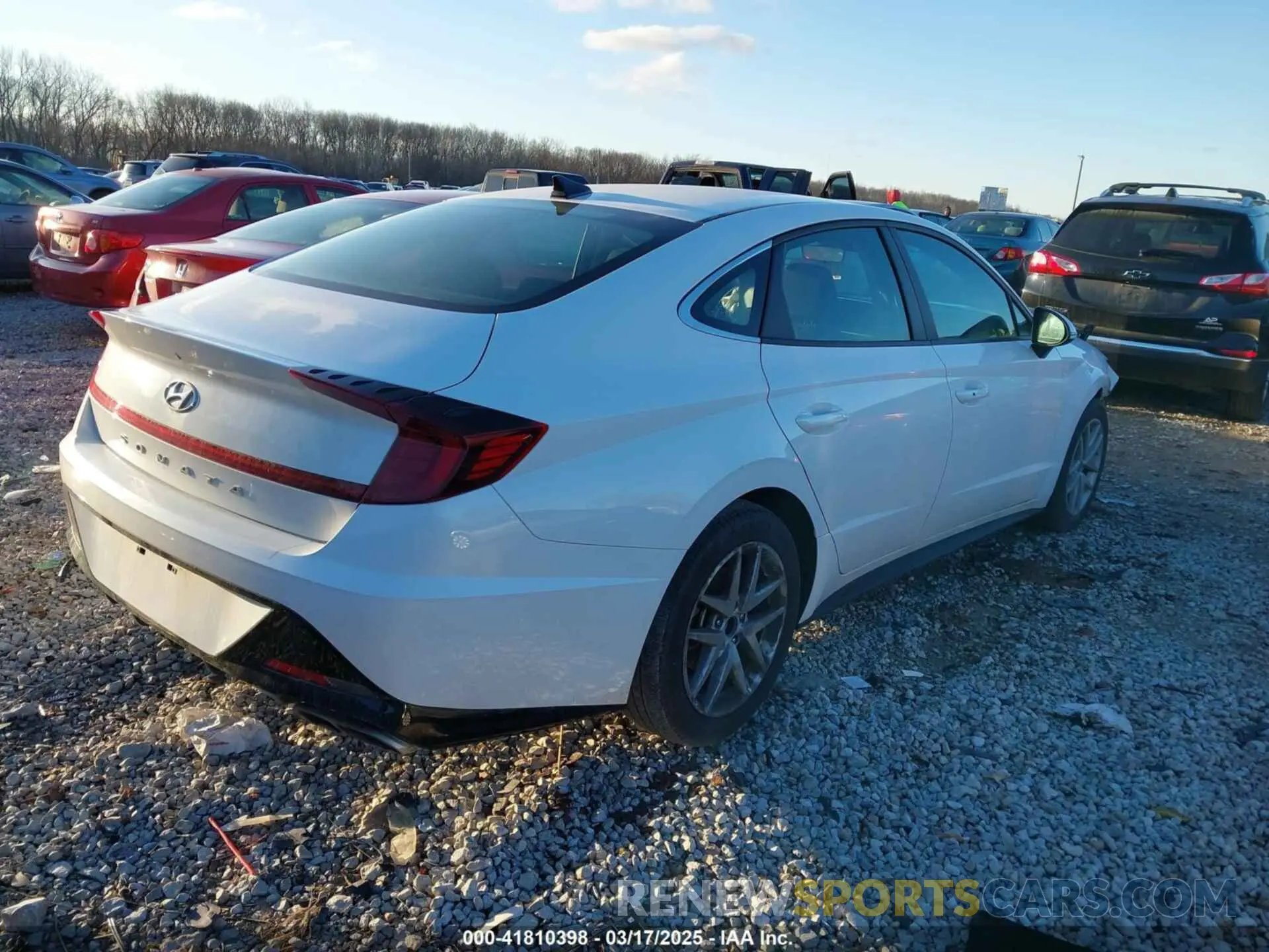 4 Photograph of a damaged car KMHL64JA2PA254531 HYUNDAI SONATA 2023