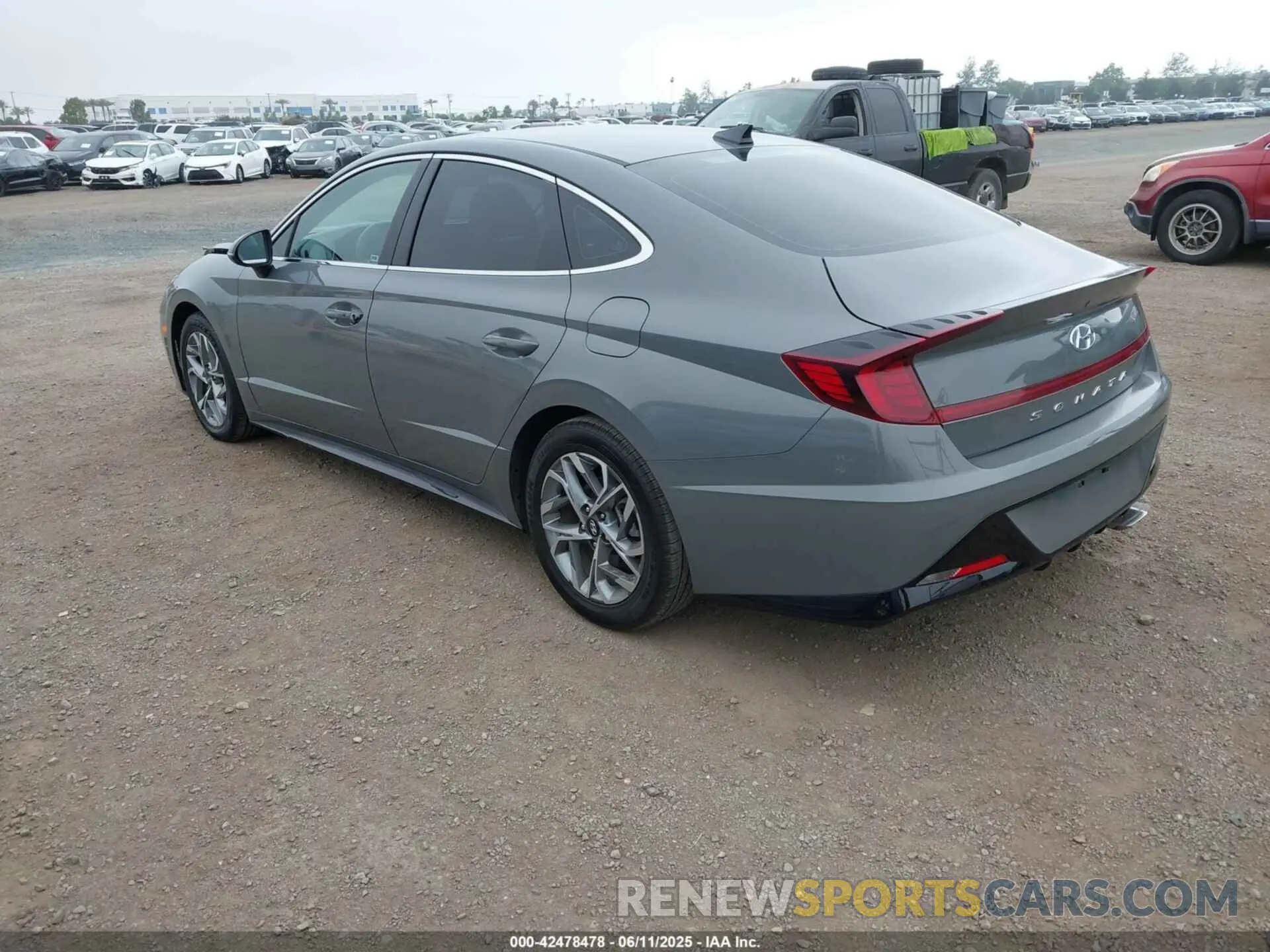 3 Photograph of a damaged car KMHL64JA2PA261804 HYUNDAI SONATA 2023
