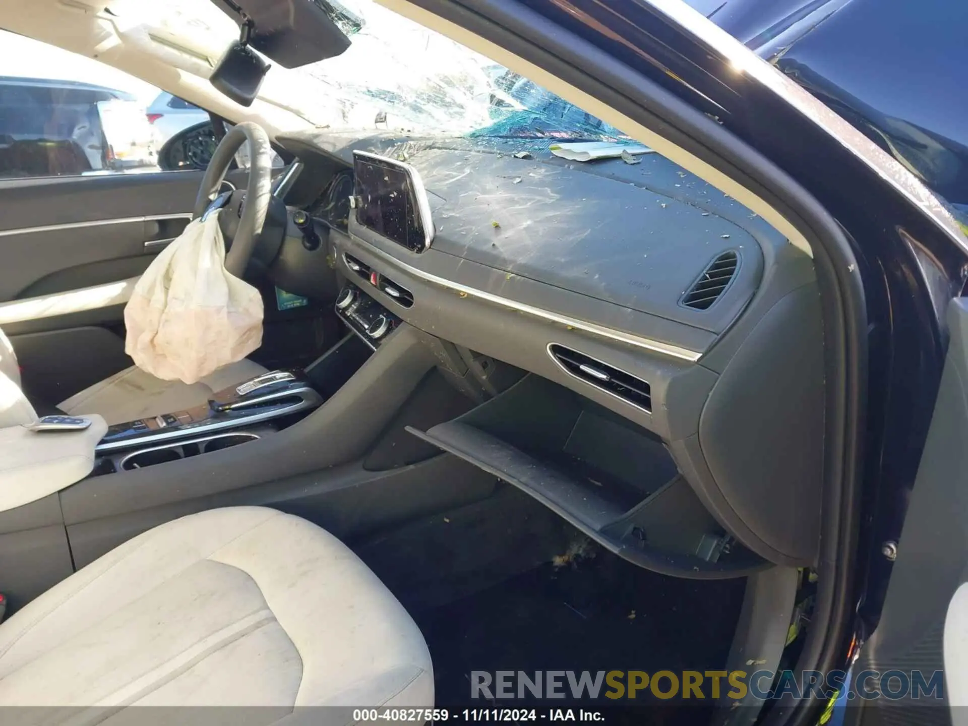 5 Photograph of a damaged car KMHL64JA3PA295461 HYUNDAI SONATA 2023