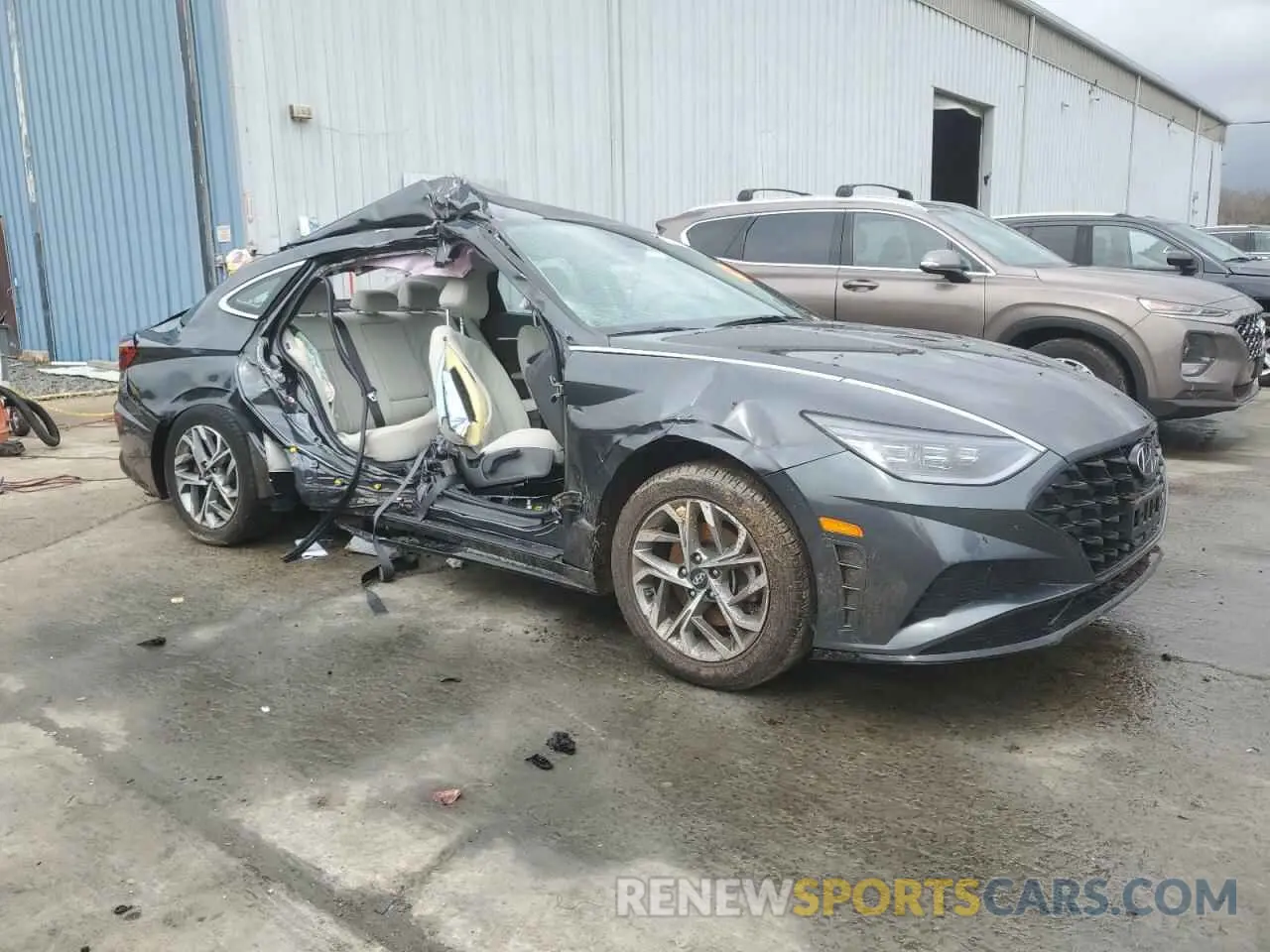 4 Photograph of a damaged car KMHL64JA3PA322870 HYUNDAI SONATA 2023