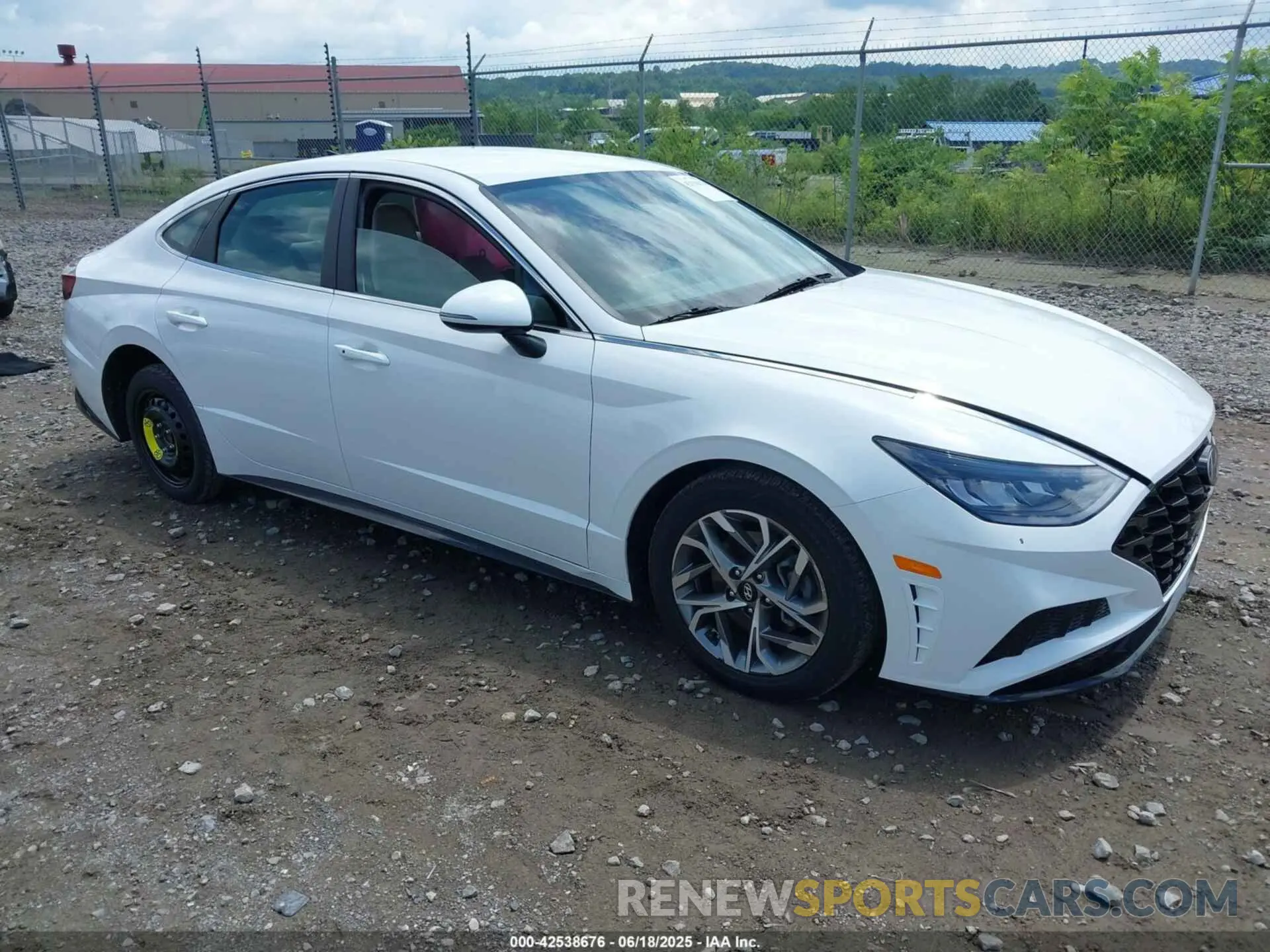 1 Photograph of a damaged car KMHL64JA4PA250903 HYUNDAI SONATA 2023