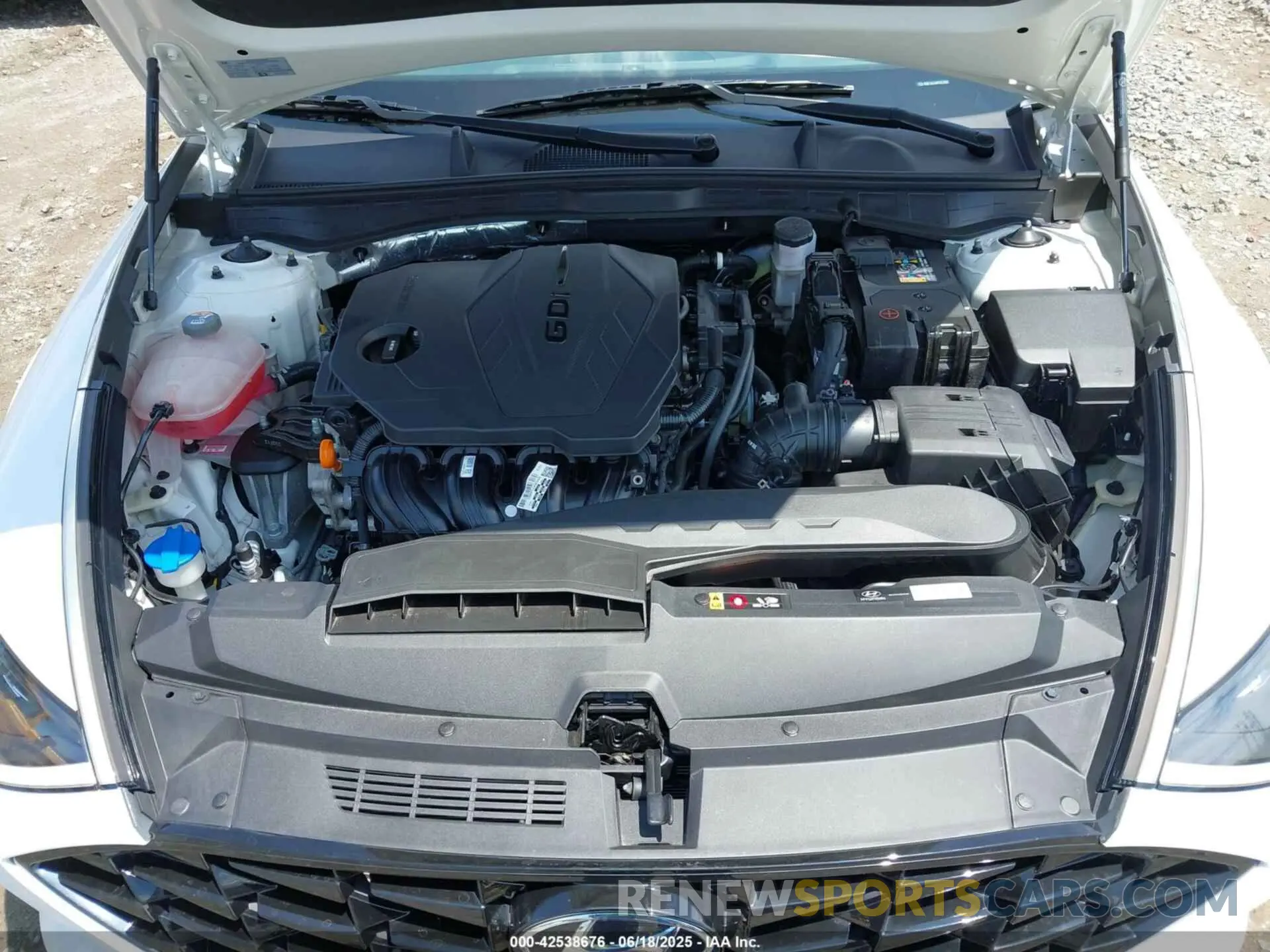 10 Photograph of a damaged car KMHL64JA4PA250903 HYUNDAI SONATA 2023