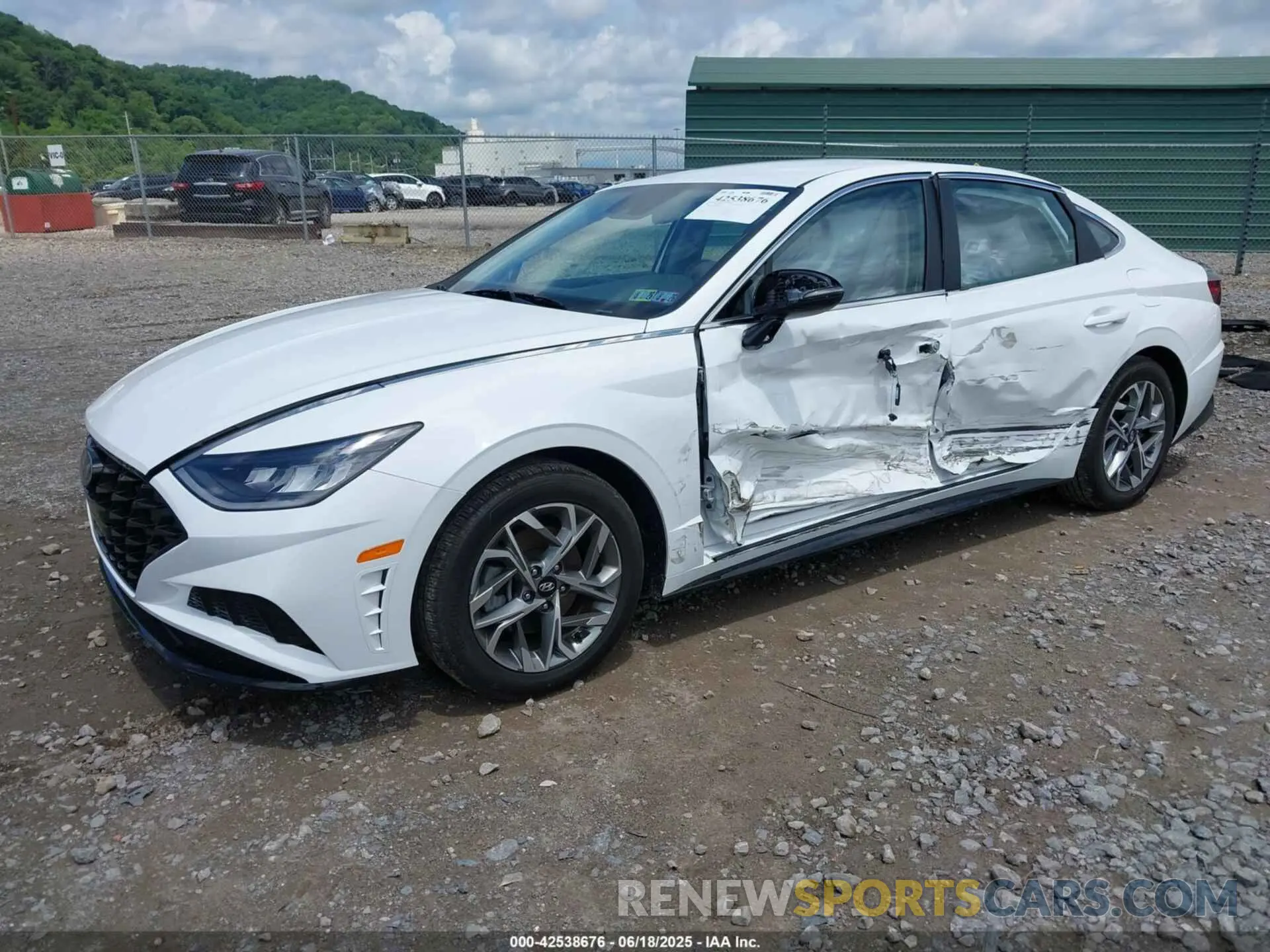 2 Photograph of a damaged car KMHL64JA4PA250903 HYUNDAI SONATA 2023