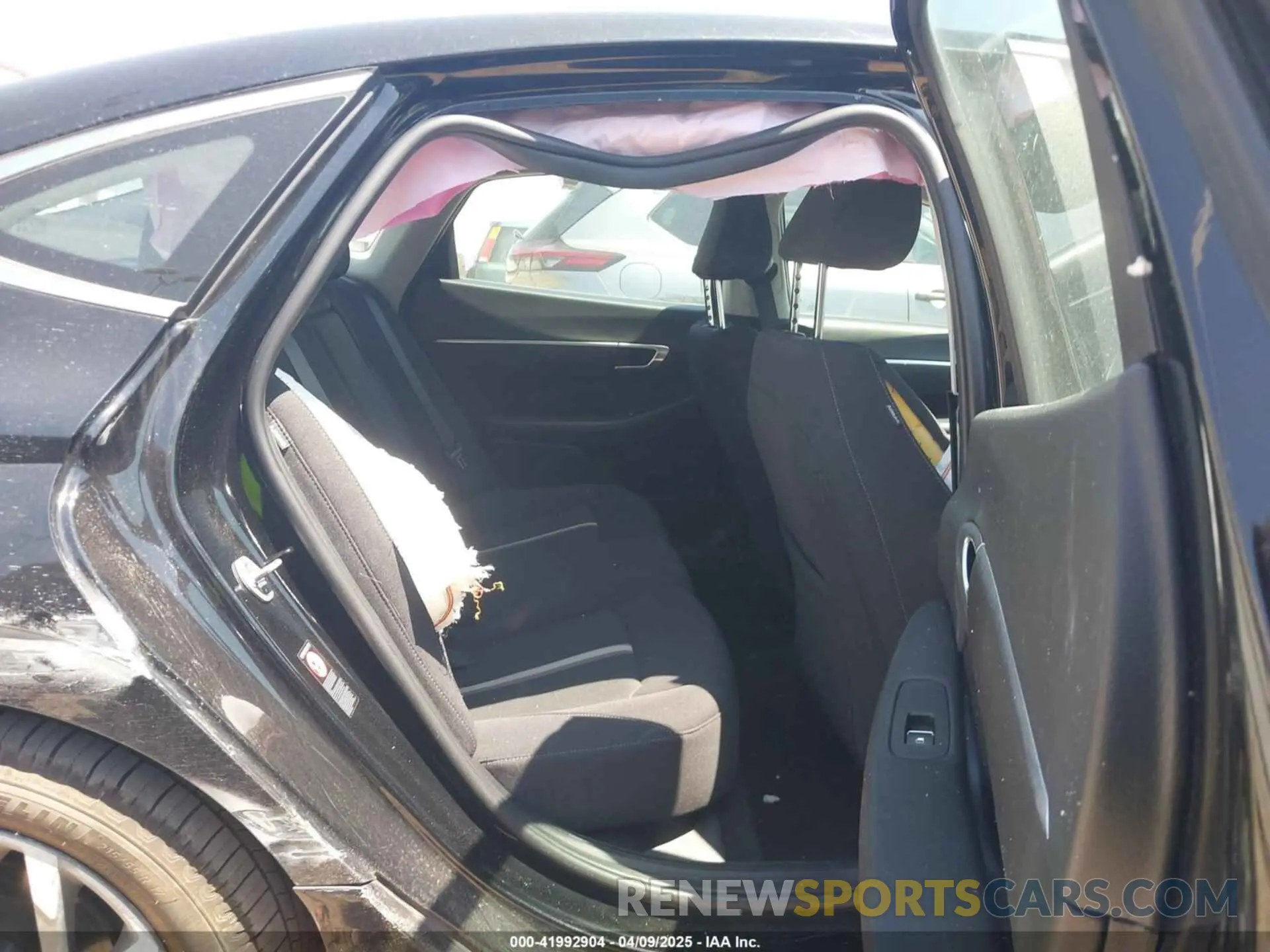 8 Photograph of a damaged car KMHL64JA4PA271685 HYUNDAI SONATA 2023