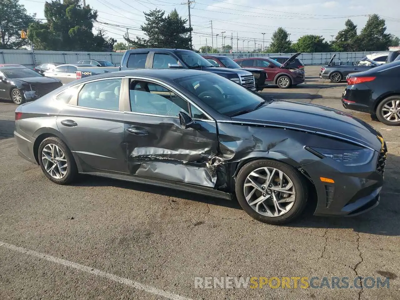 4 Photograph of a damaged car KMHL64JA4PA318648 HYUNDAI SONATA 2023