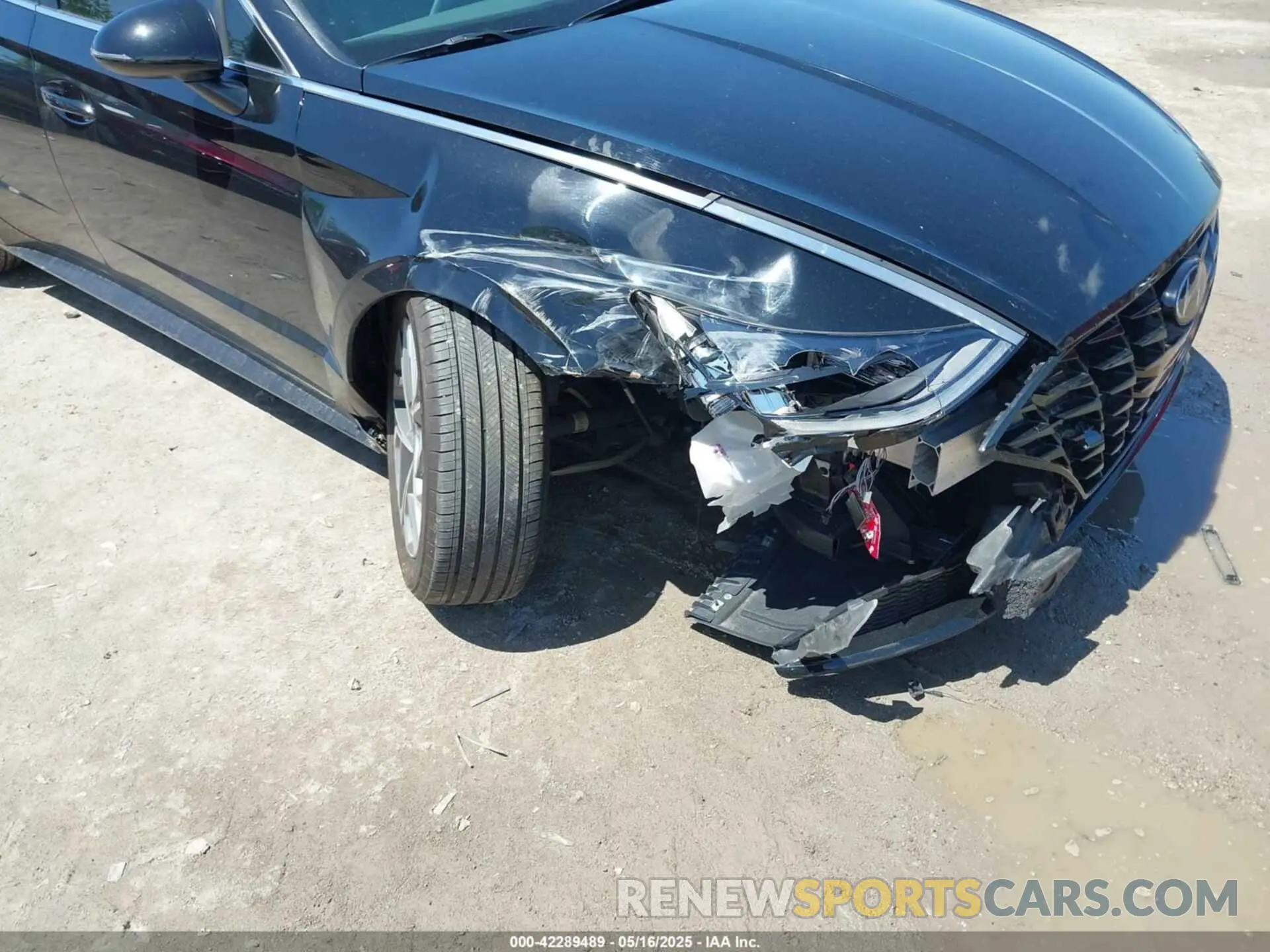 6 Photograph of a damaged car KMHL64JA4PA326118 HYUNDAI SONATA 2023