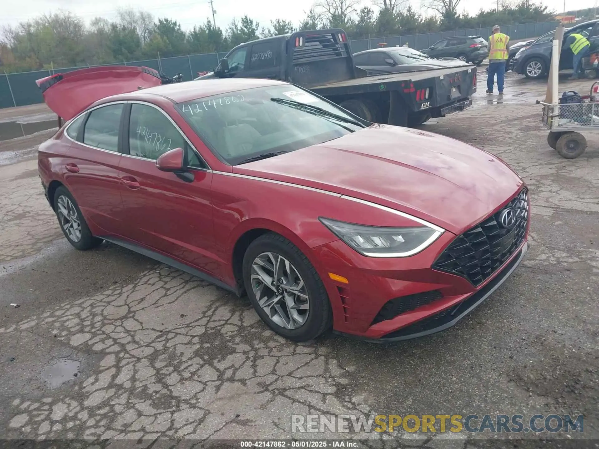 1 Photograph of a damaged car KMHL64JA5PA266303 HYUNDAI SONATA 2023