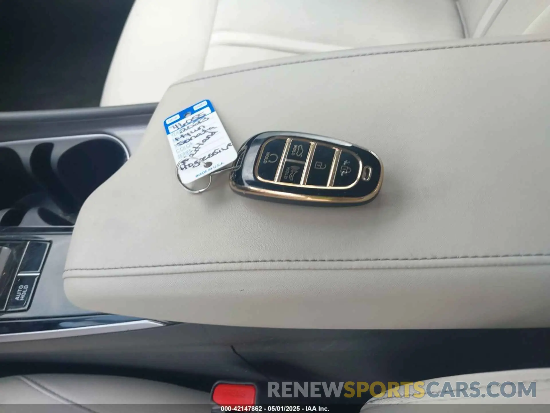 11 Photograph of a damaged car KMHL64JA5PA266303 HYUNDAI SONATA 2023