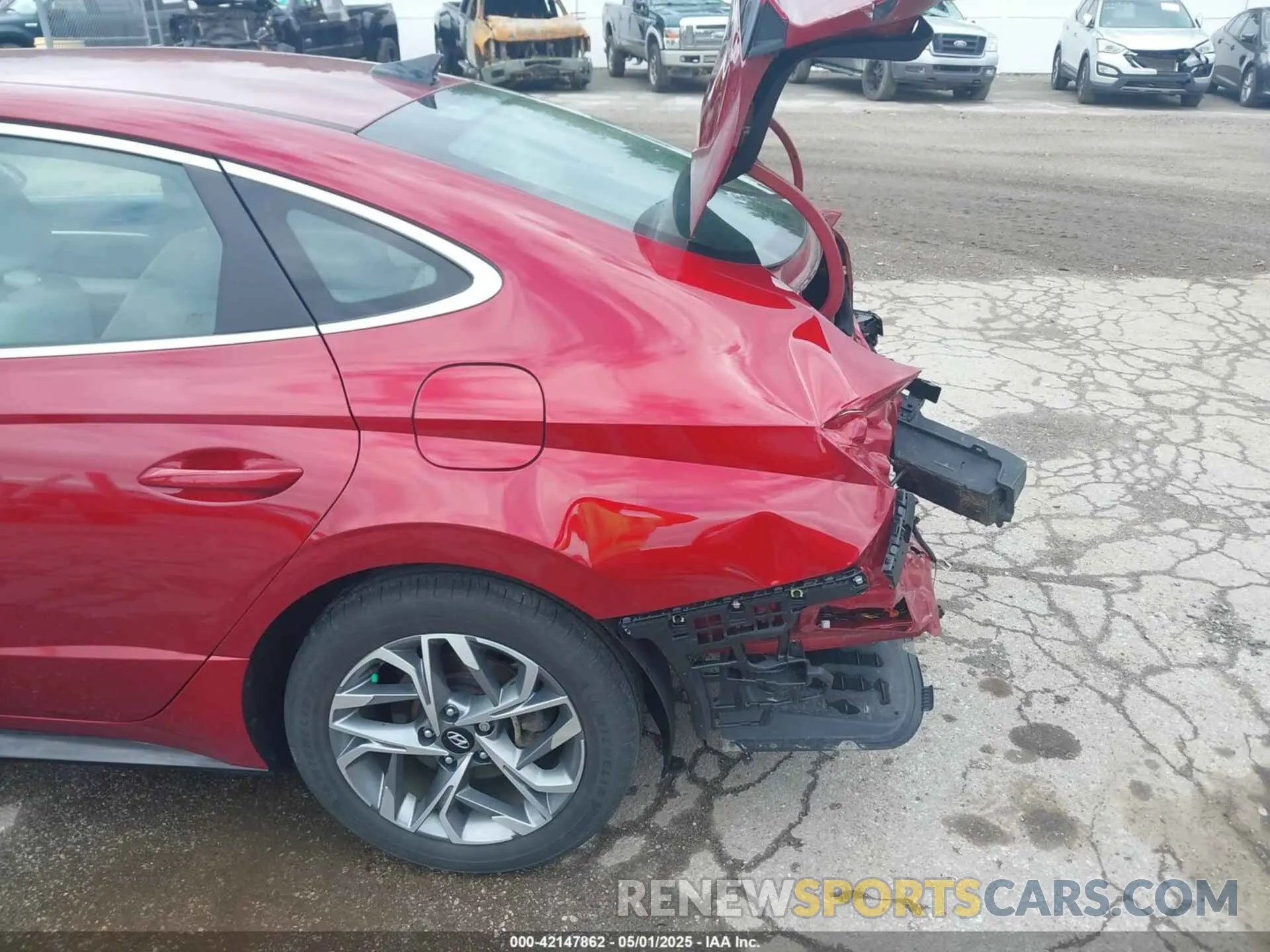6 Photograph of a damaged car KMHL64JA5PA266303 HYUNDAI SONATA 2023