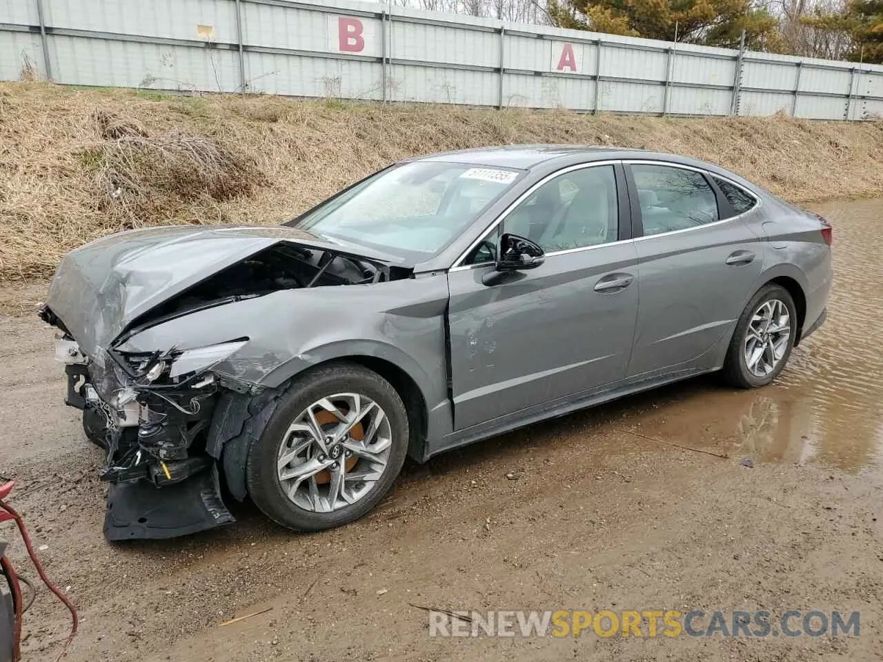 1 Photograph of a damaged car KMHL64JA6PA284843 HYUNDAI SONATA 2023