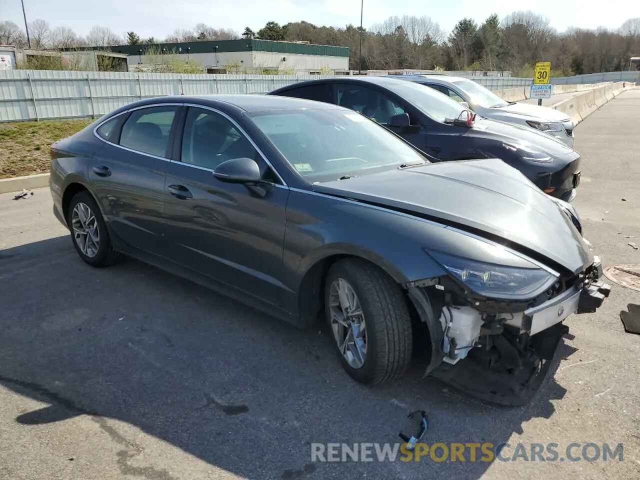 4 Photograph of a damaged car KMHL64JA6PA318666 HYUNDAI SONATA 2023