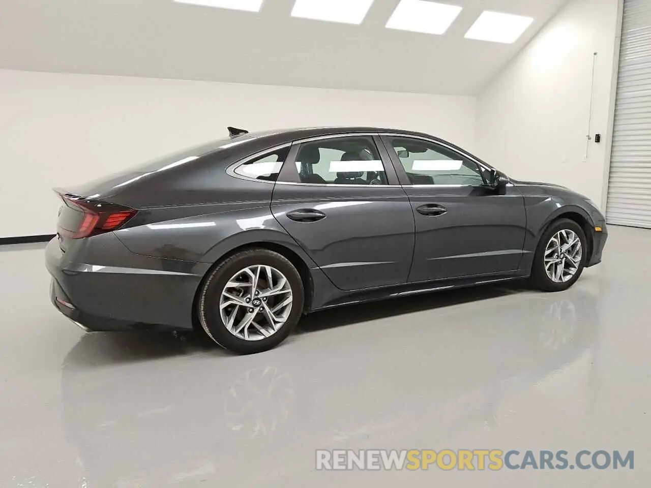 3 Photograph of a damaged car KMHL64JA6PA335953 HYUNDAI SONATA 2023