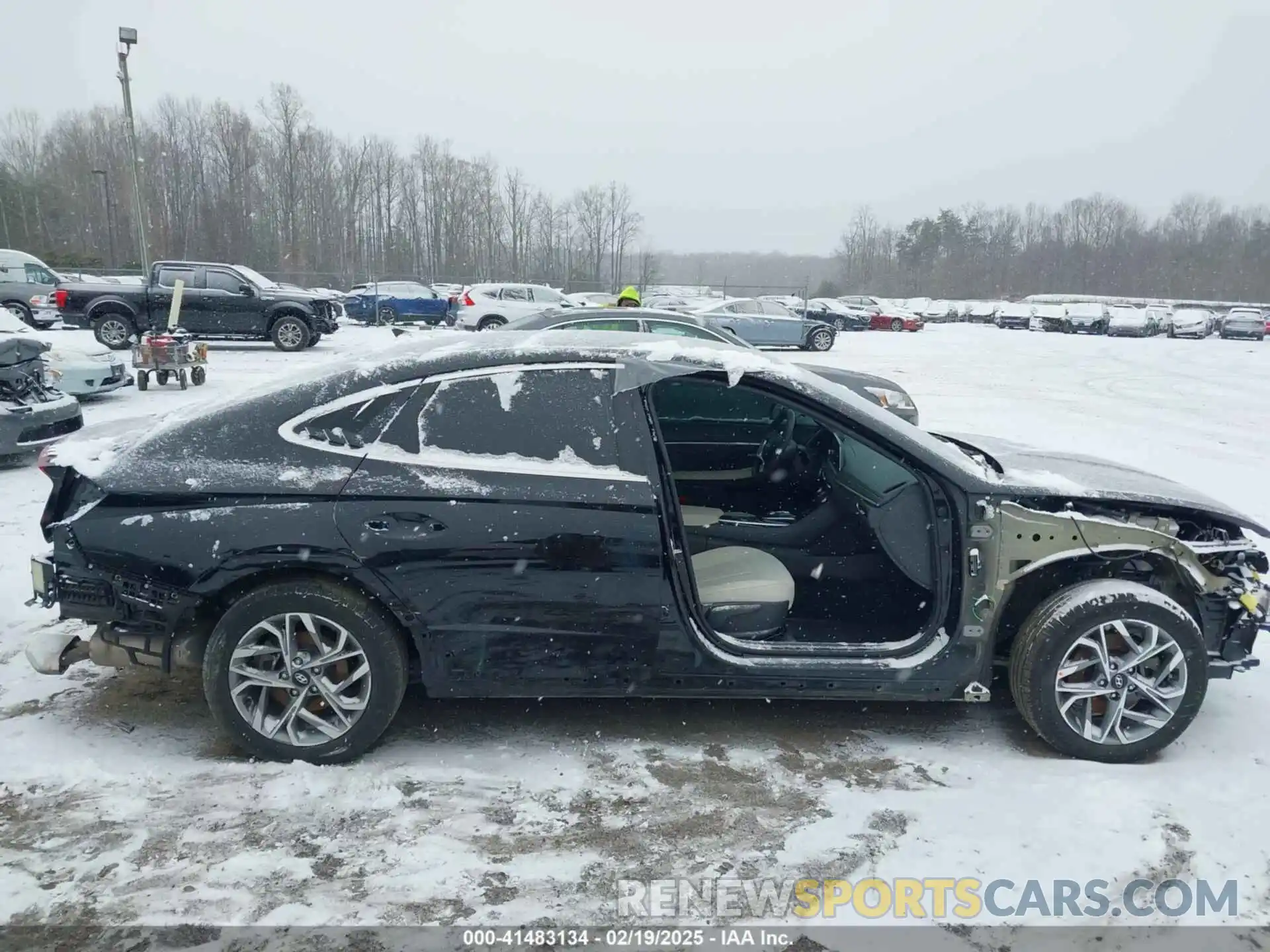 14 Photograph of a damaged car KMHL64JA7PA267923 HYUNDAI SONATA 2023