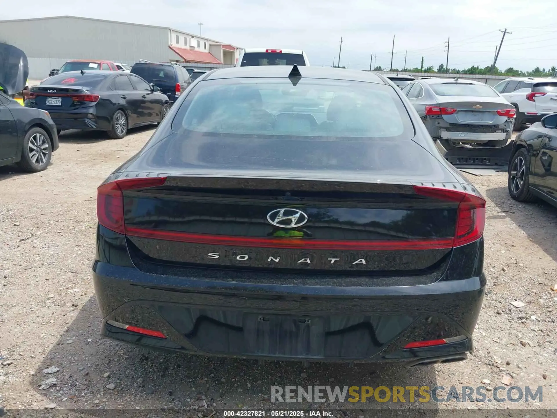 16 Photograph of a damaged car KMHL64JA7PA282826 HYUNDAI SONATA 2023