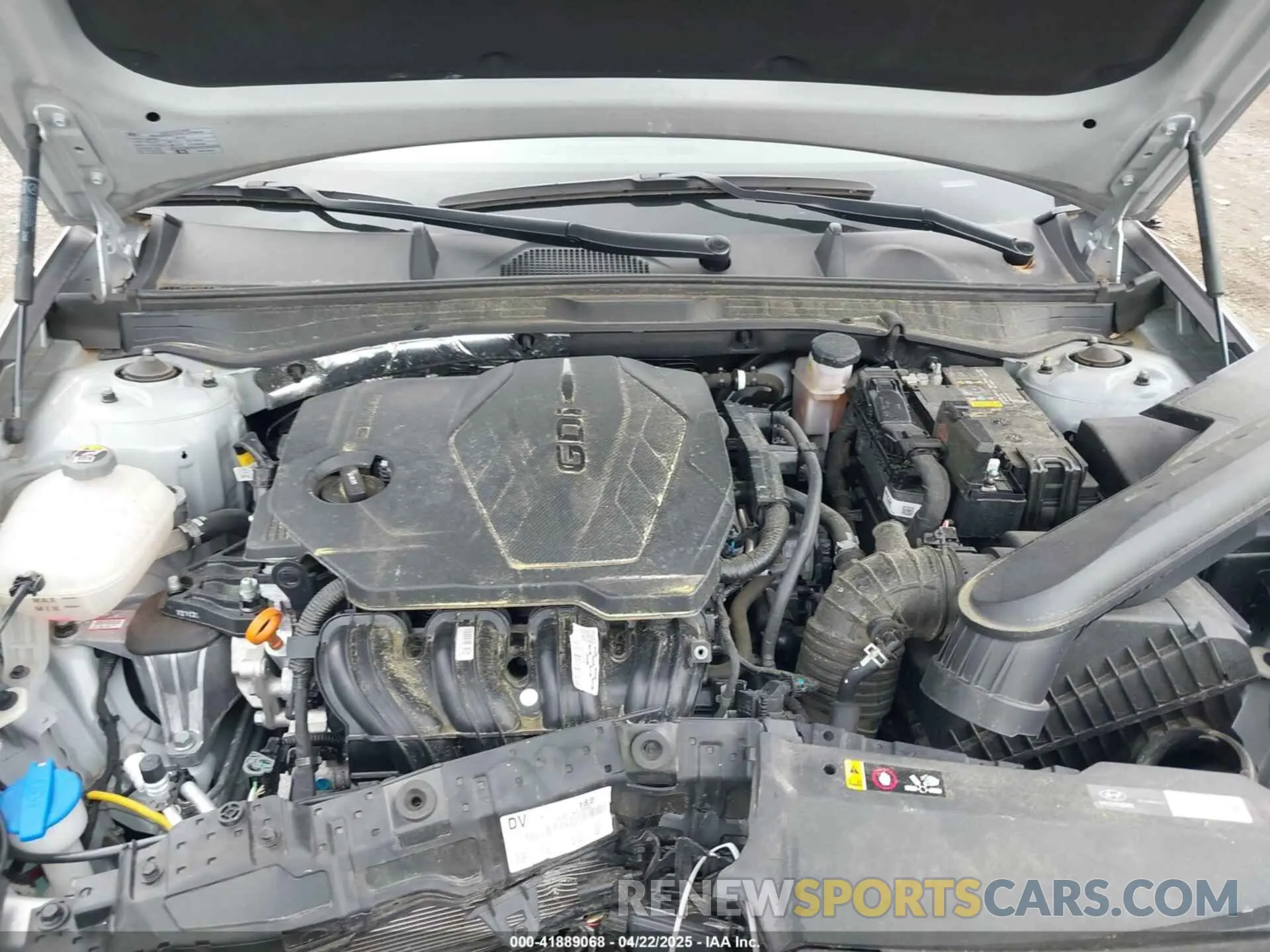 10 Photograph of a damaged car KMHL64JA7PA295527 HYUNDAI SONATA 2023