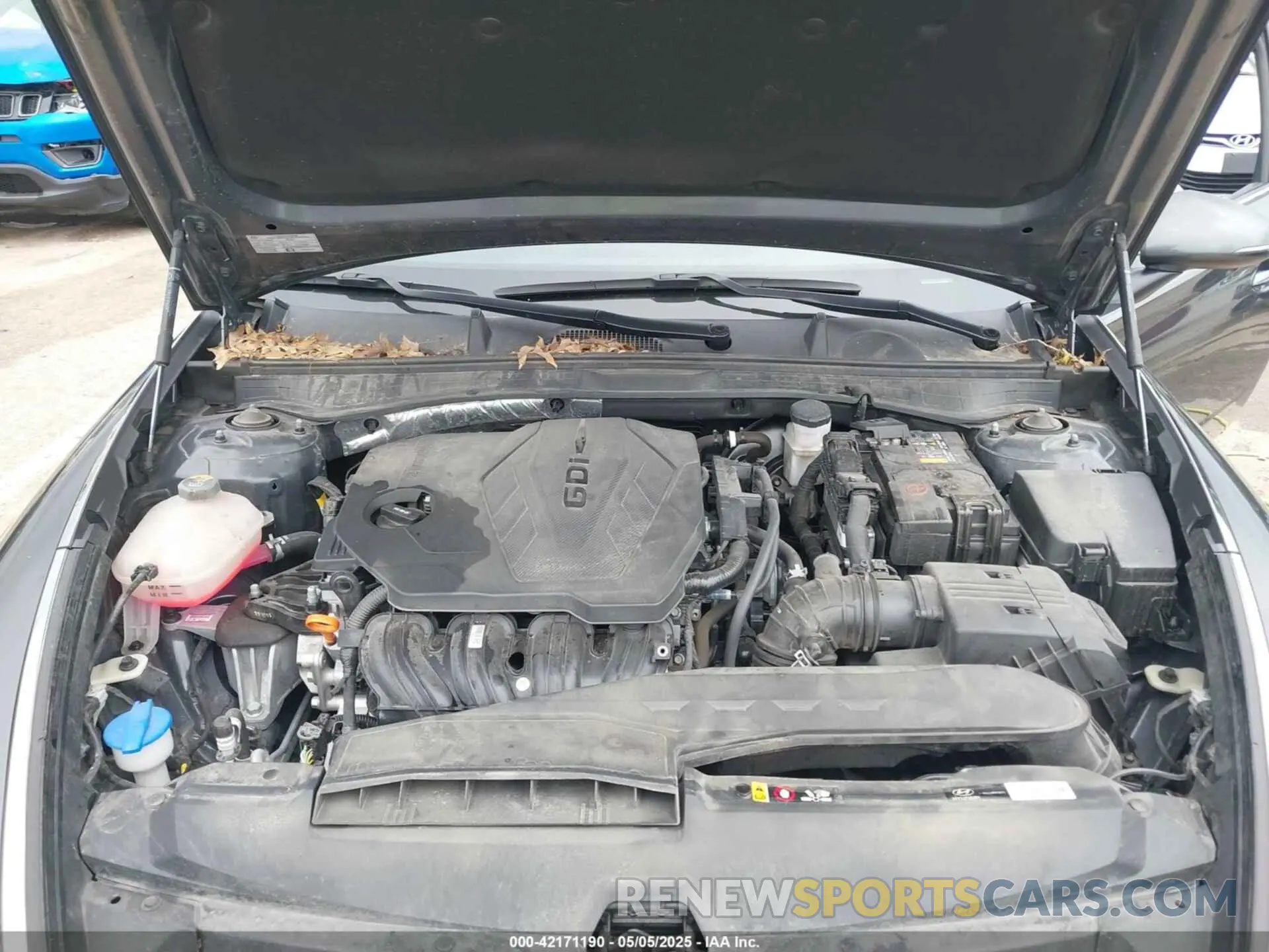 10 Photograph of a damaged car KMHL64JA8PA285945 HYUNDAI SONATA 2023