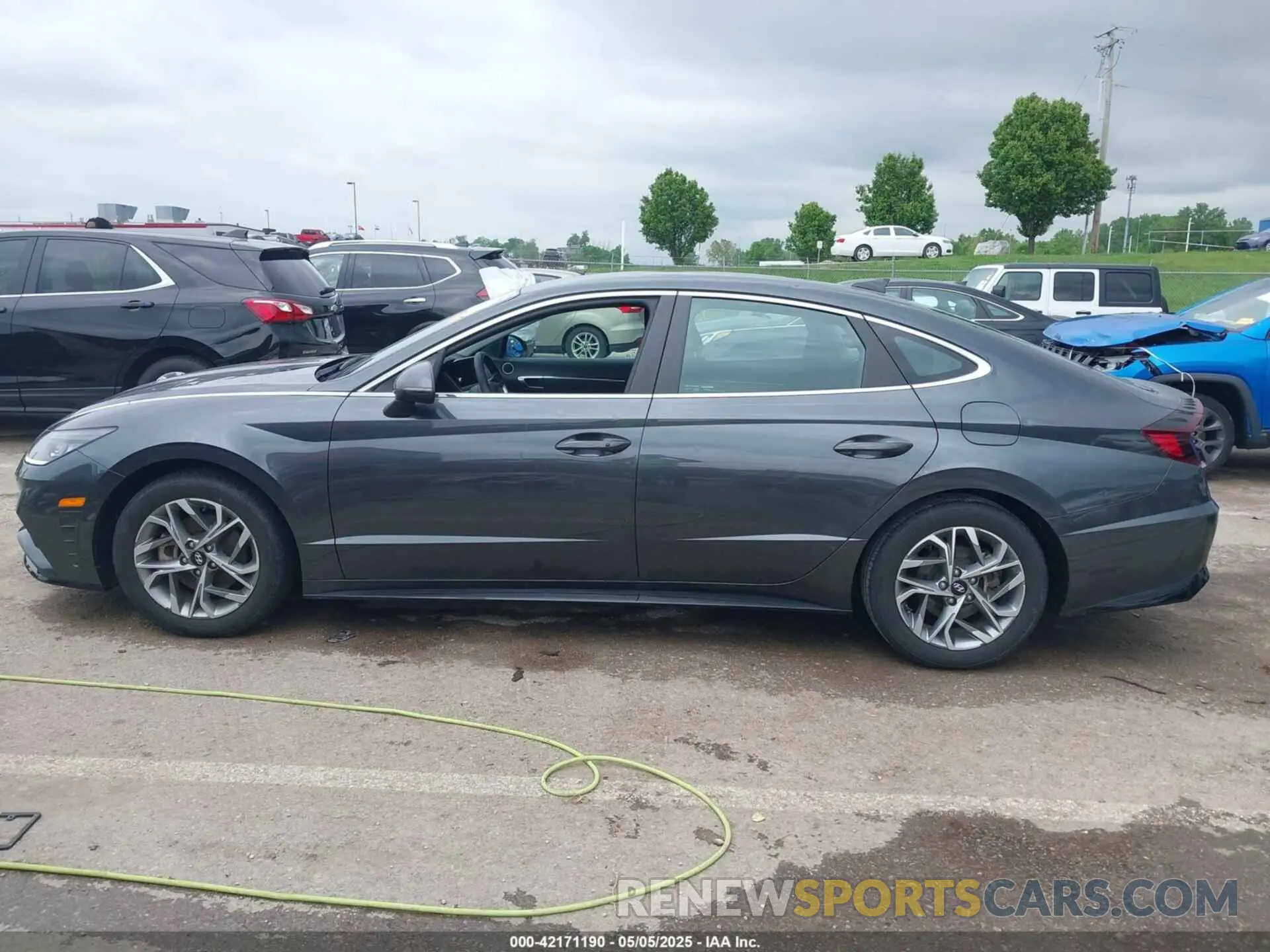 14 Photograph of a damaged car KMHL64JA8PA285945 HYUNDAI SONATA 2023