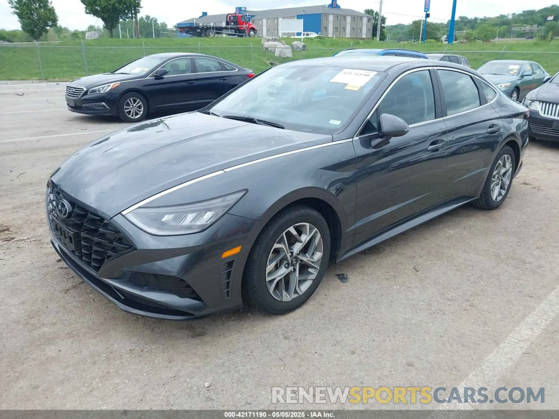 2 Photograph of a damaged car KMHL64JA8PA285945 HYUNDAI SONATA 2023