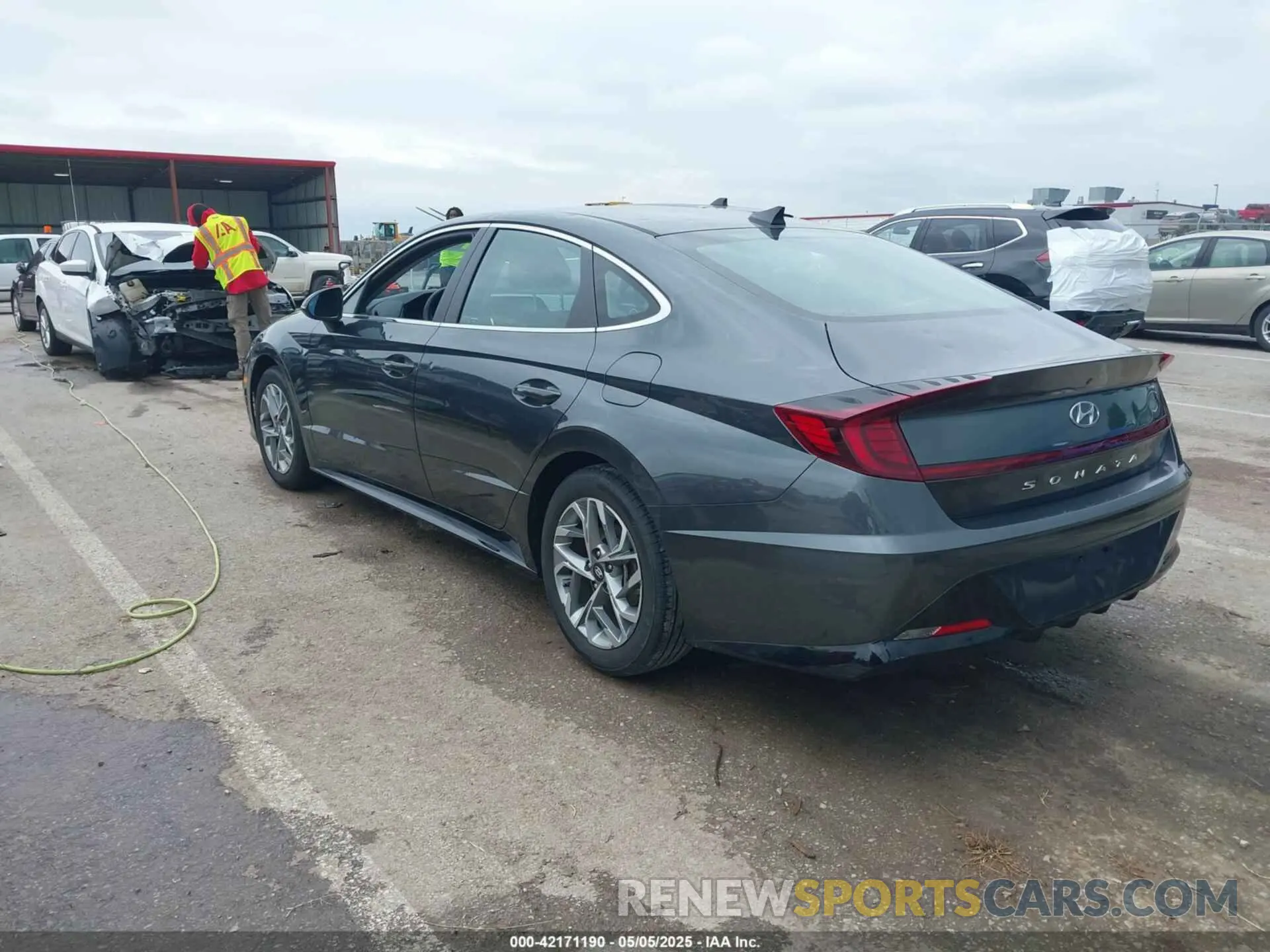 3 Photograph of a damaged car KMHL64JA8PA285945 HYUNDAI SONATA 2023