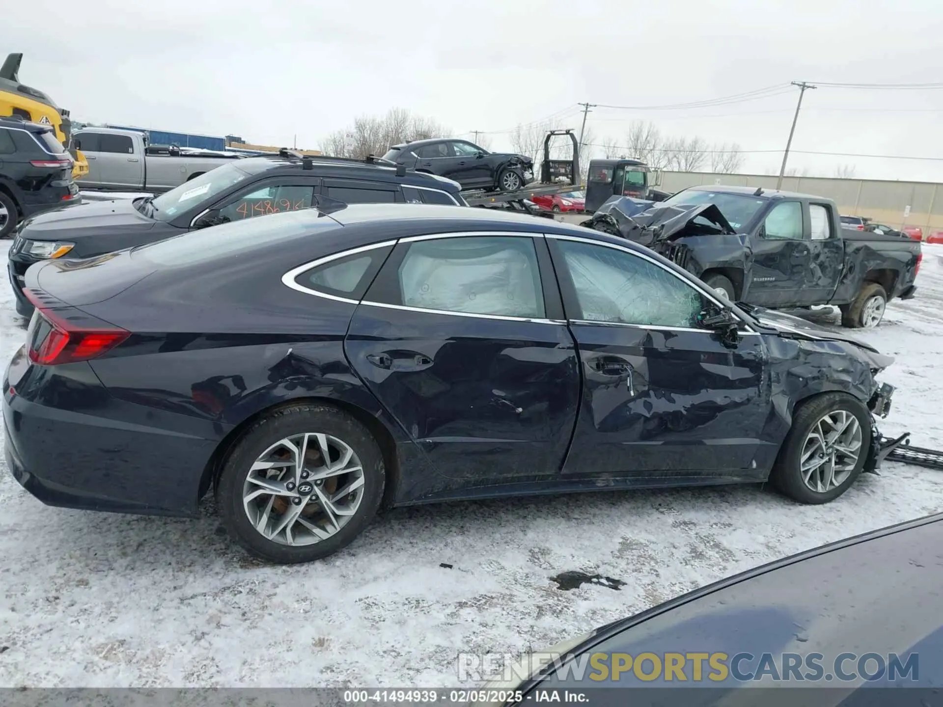 12 Photograph of a damaged car KMHL64JA8PA287405 HYUNDAI SONATA 2023