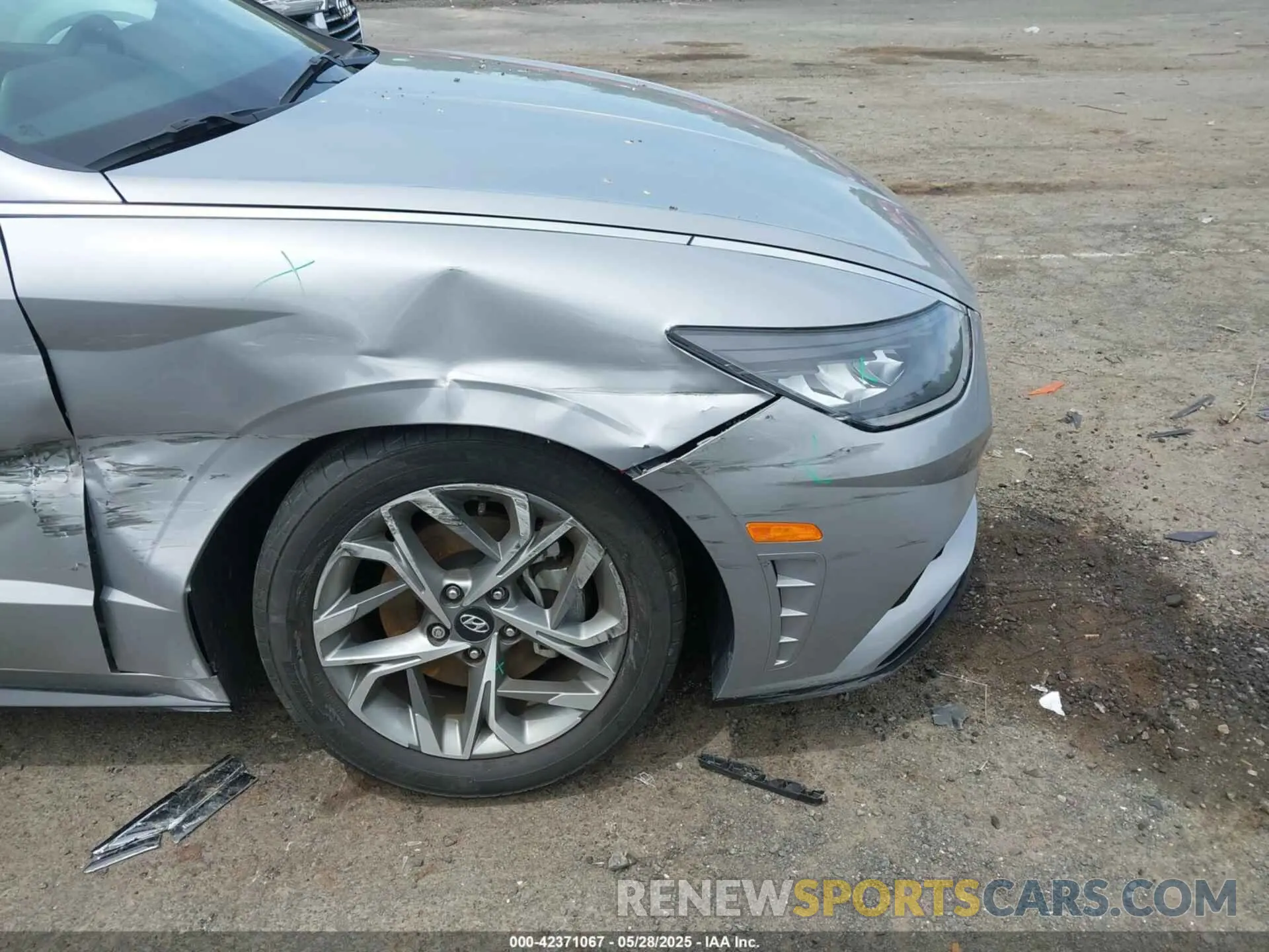 6 Photograph of a damaged car KMHL64JA9PA281712 HYUNDAI SONATA 2023
