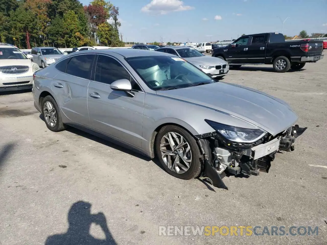 4 Photograph of a damaged car KMHL64JAXPA265986 HYUNDAI SONATA 2023