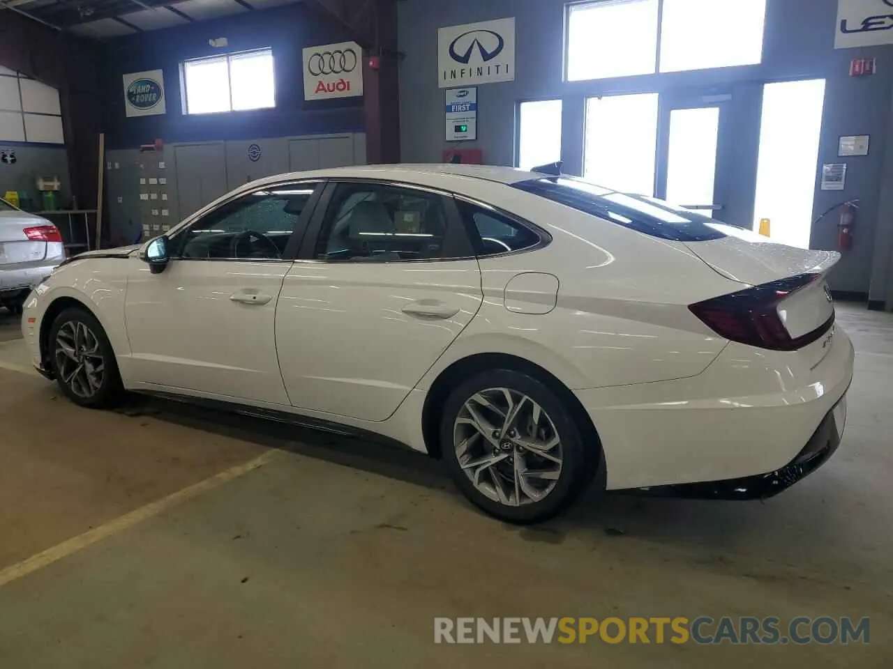 2 Photograph of a damaged car KMHL64JAXPA280262 HYUNDAI SONATA 2023