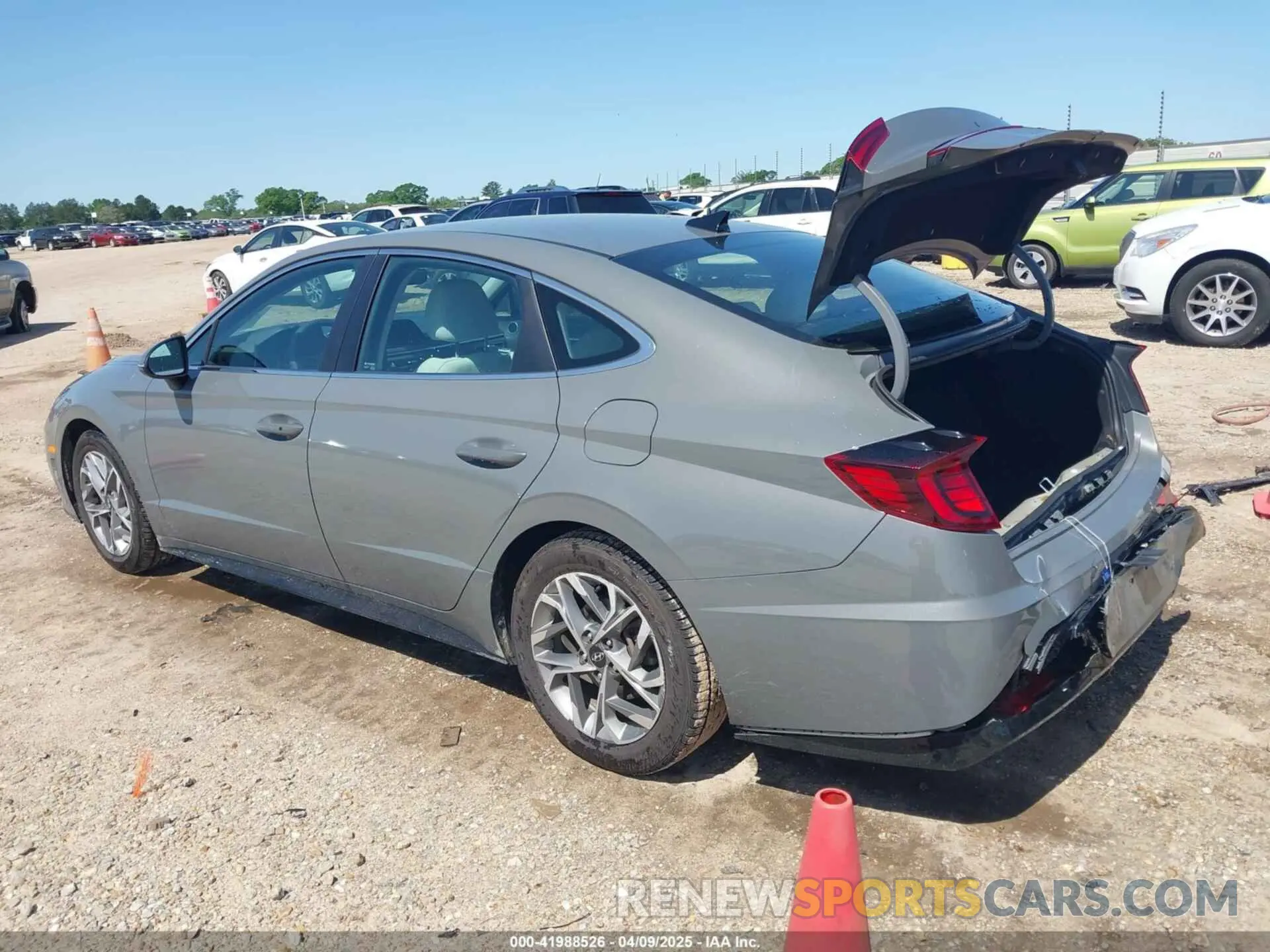 3 Photograph of a damaged car KMHL64JAXPA288278 HYUNDAI SONATA 2023