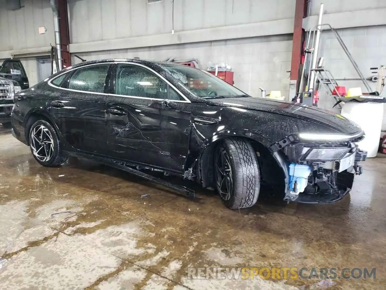 4 Photograph of a damaged car KMHL14JA0RA354452 HYUNDAI SONATA 2024