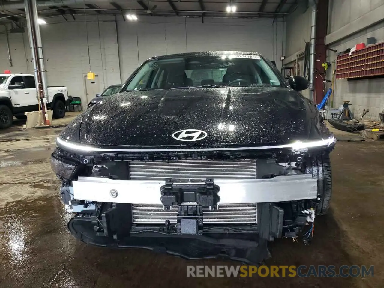5 Photograph of a damaged car KMHL14JA0RA354452 HYUNDAI SONATA 2024