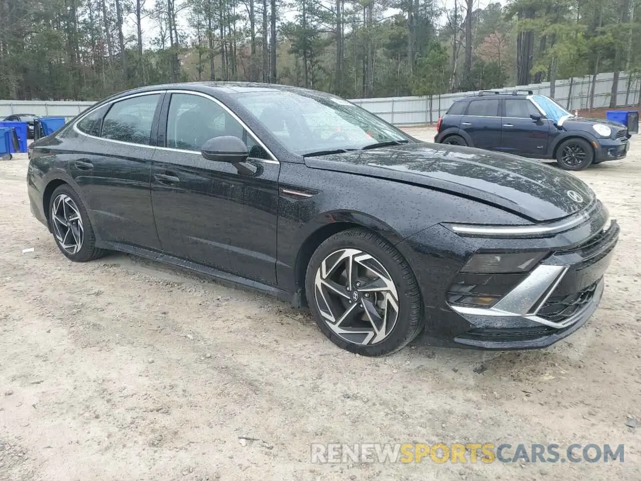 4 Photograph of a damaged car KMHL14JA0RA395387 HYUNDAI SONATA 2024