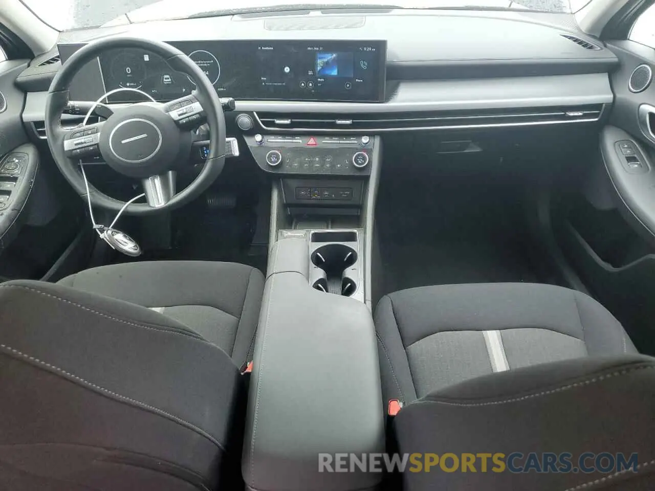 8 Photograph of a damaged car KMHL14JA0RA395387 HYUNDAI SONATA 2024