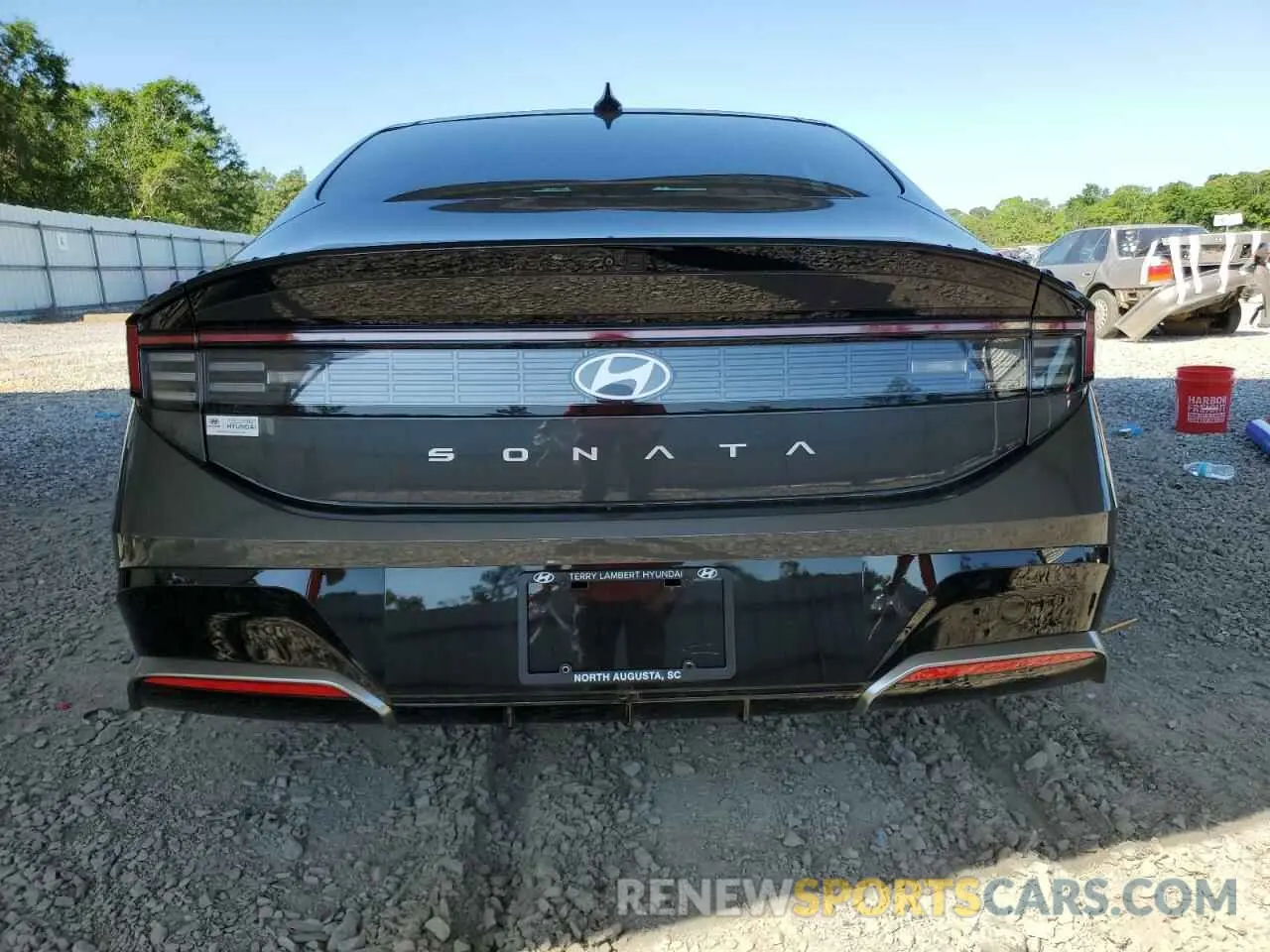 6 Photograph of a damaged car KMHL14JA0RA404122 HYUNDAI SONATA 2024