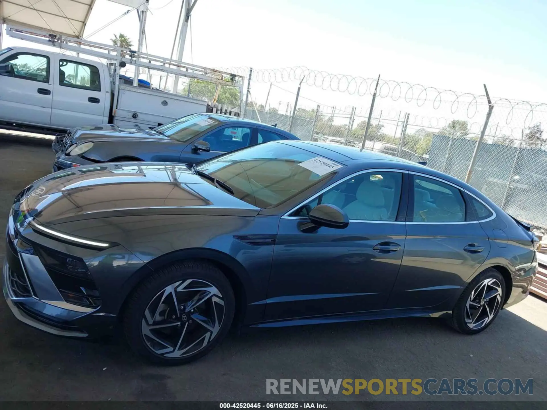 14 Photograph of a damaged car KMHL14JA1RA396404 HYUNDAI SONATA 2024