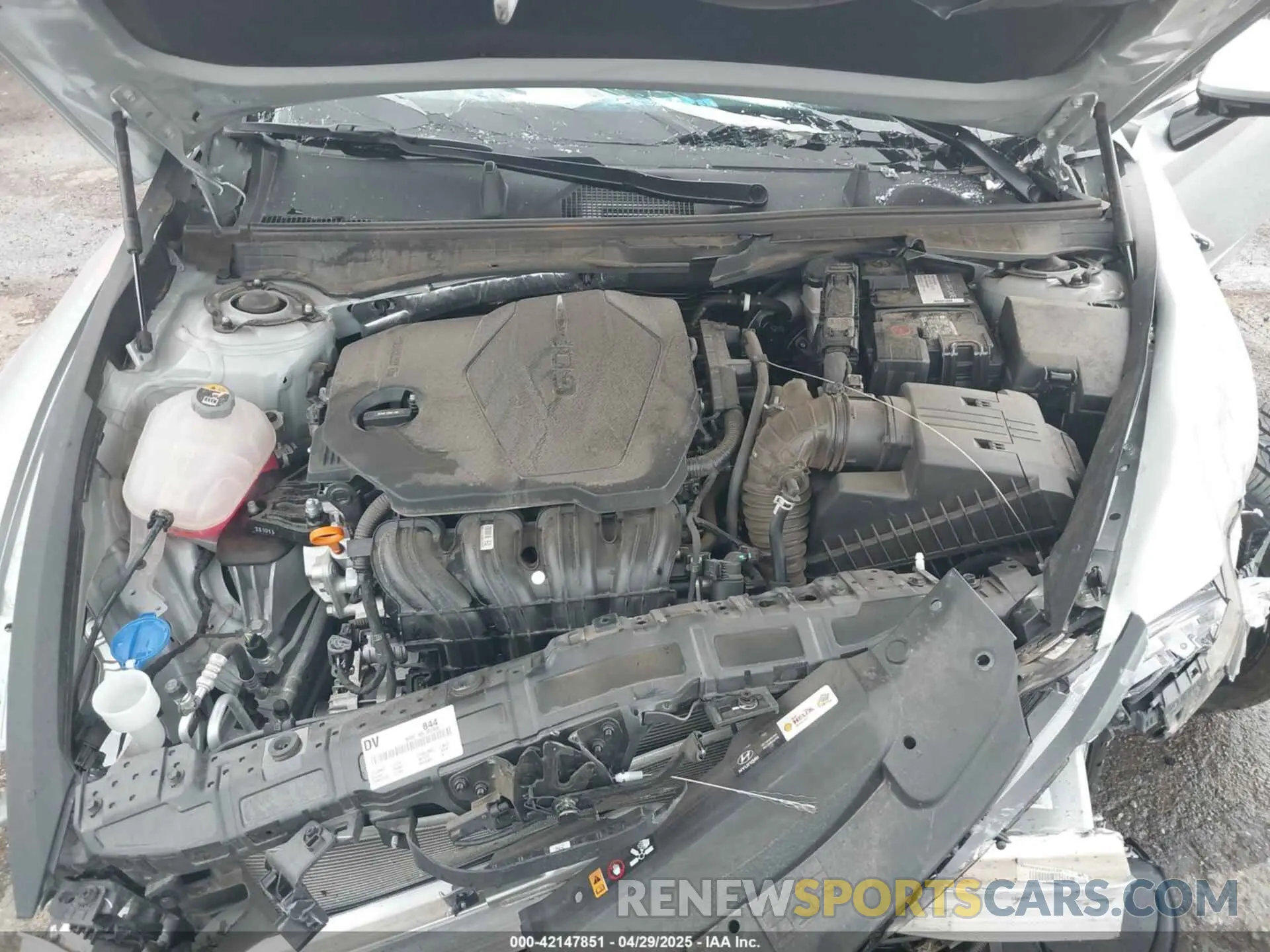 10 Photograph of a damaged car KMHL14JA3RA351349 HYUNDAI SONATA 2024