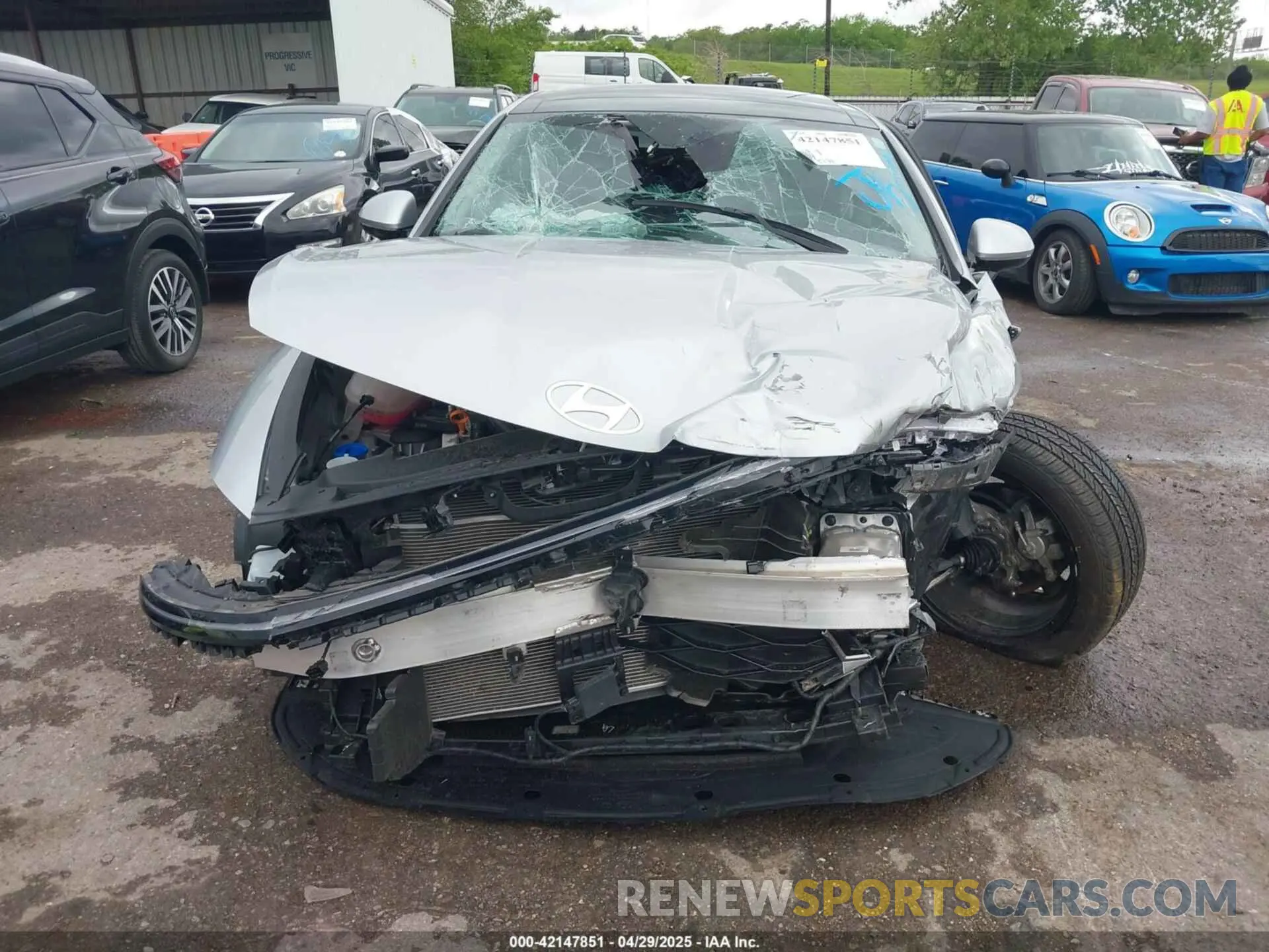 12 Photograph of a damaged car KMHL14JA3RA351349 HYUNDAI SONATA 2024