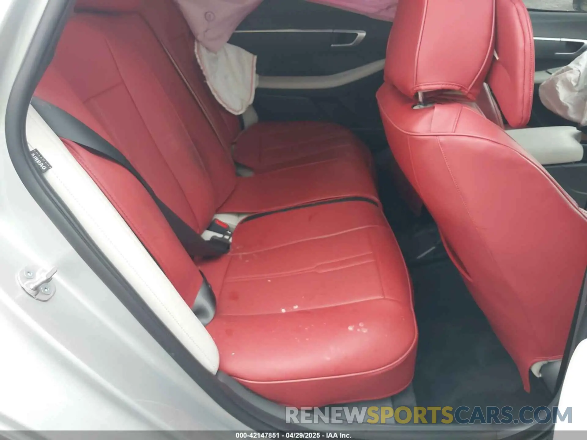8 Photograph of a damaged car KMHL14JA3RA351349 HYUNDAI SONATA 2024