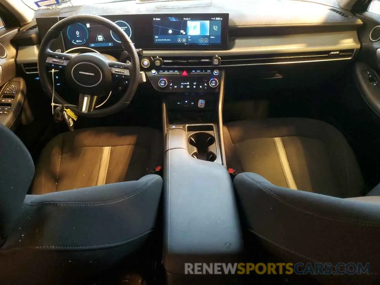 8 Photograph of a damaged car KMHL14JA3RA380799 HYUNDAI SONATA 2024