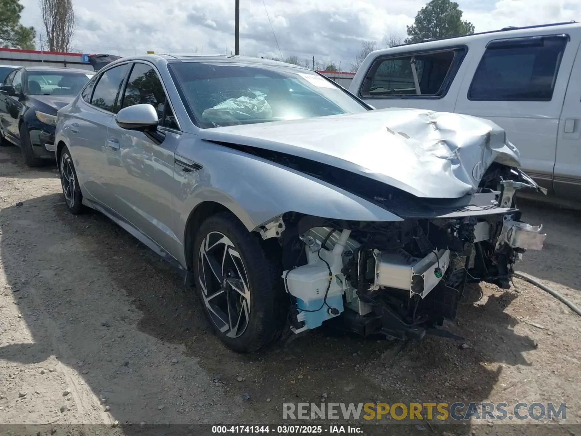 1 Photograph of a damaged car KMHL14JA8RA363268 HYUNDAI SONATA 2024