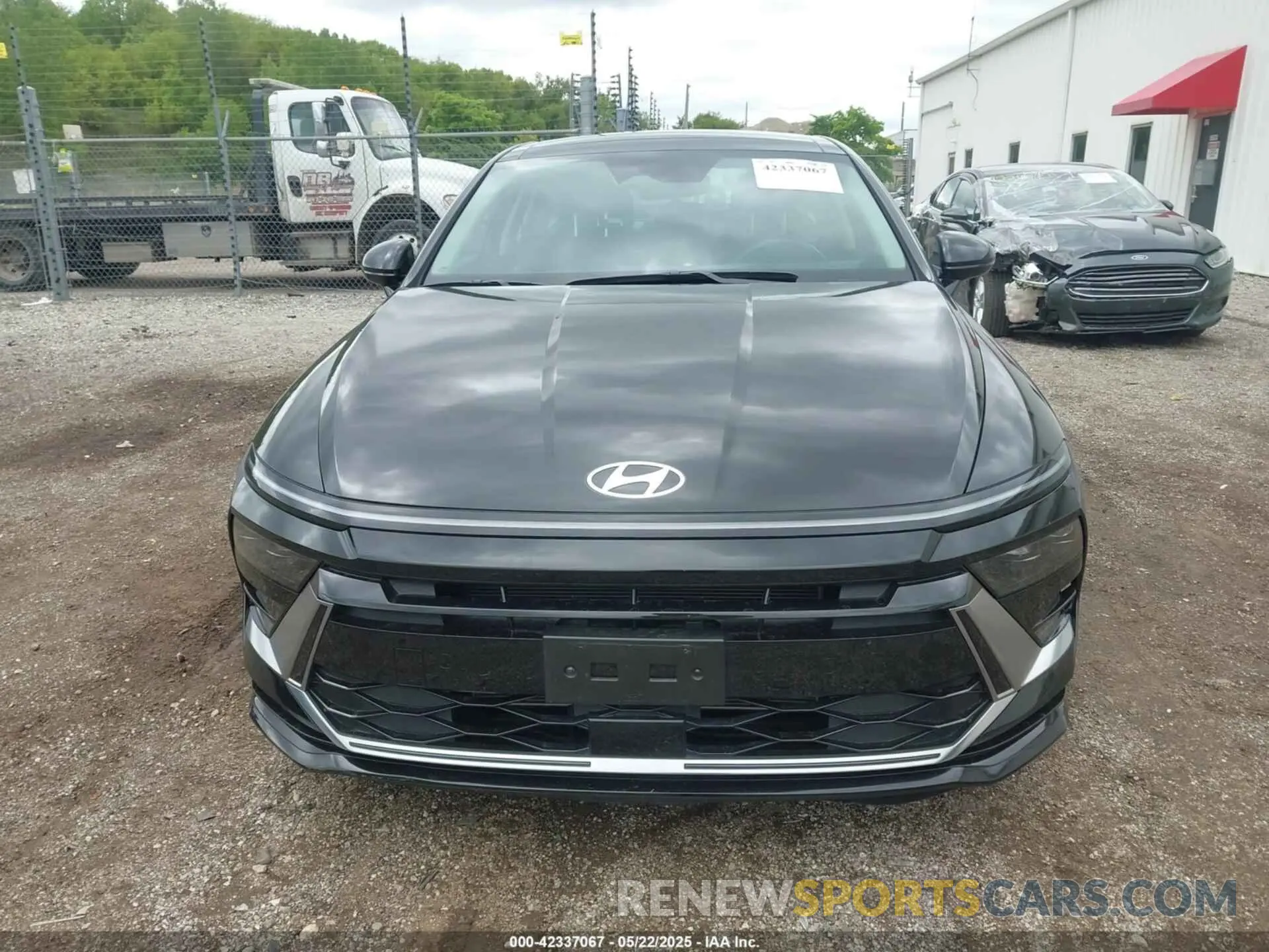 12 Photograph of a damaged car KMHL14JA8RA409343 HYUNDAI SONATA 2024