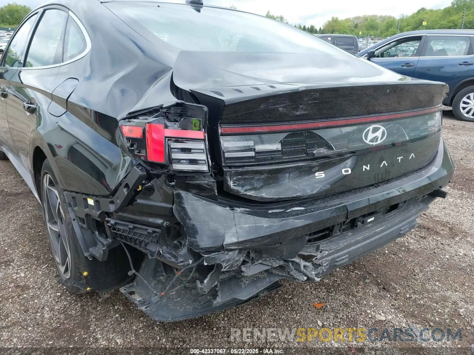 6 Photograph of a damaged car KMHL14JA8RA409343 HYUNDAI SONATA 2024