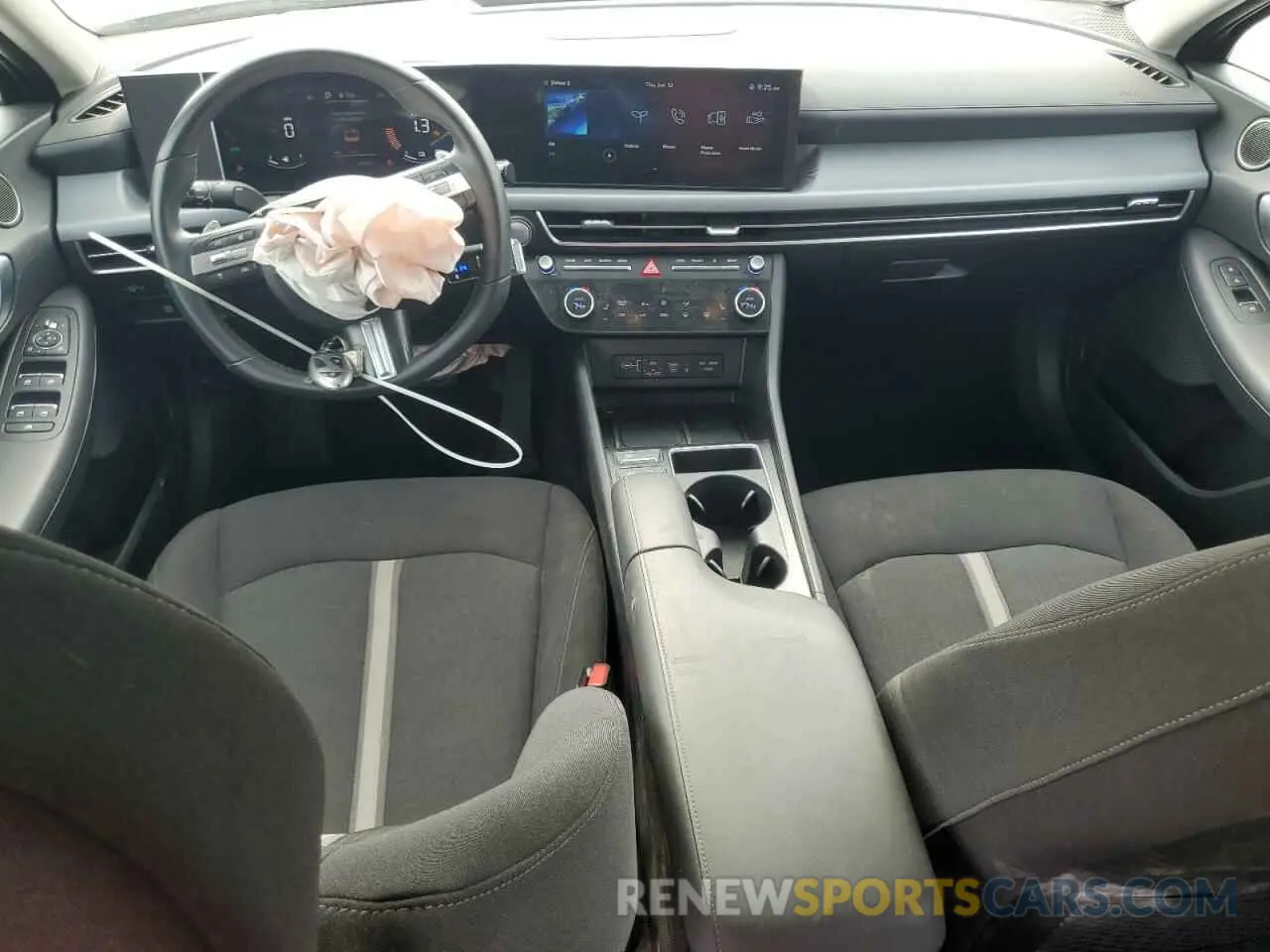 8 Photograph of a damaged car KMHL34JJ1RA093553 HYUNDAI SONATA 2024