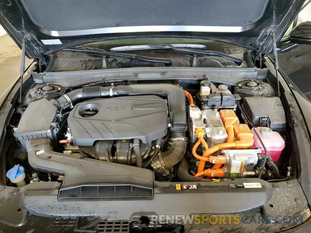 11 Photograph of a damaged car KMHL34JJ1RA102414 HYUNDAI SONATA 2024